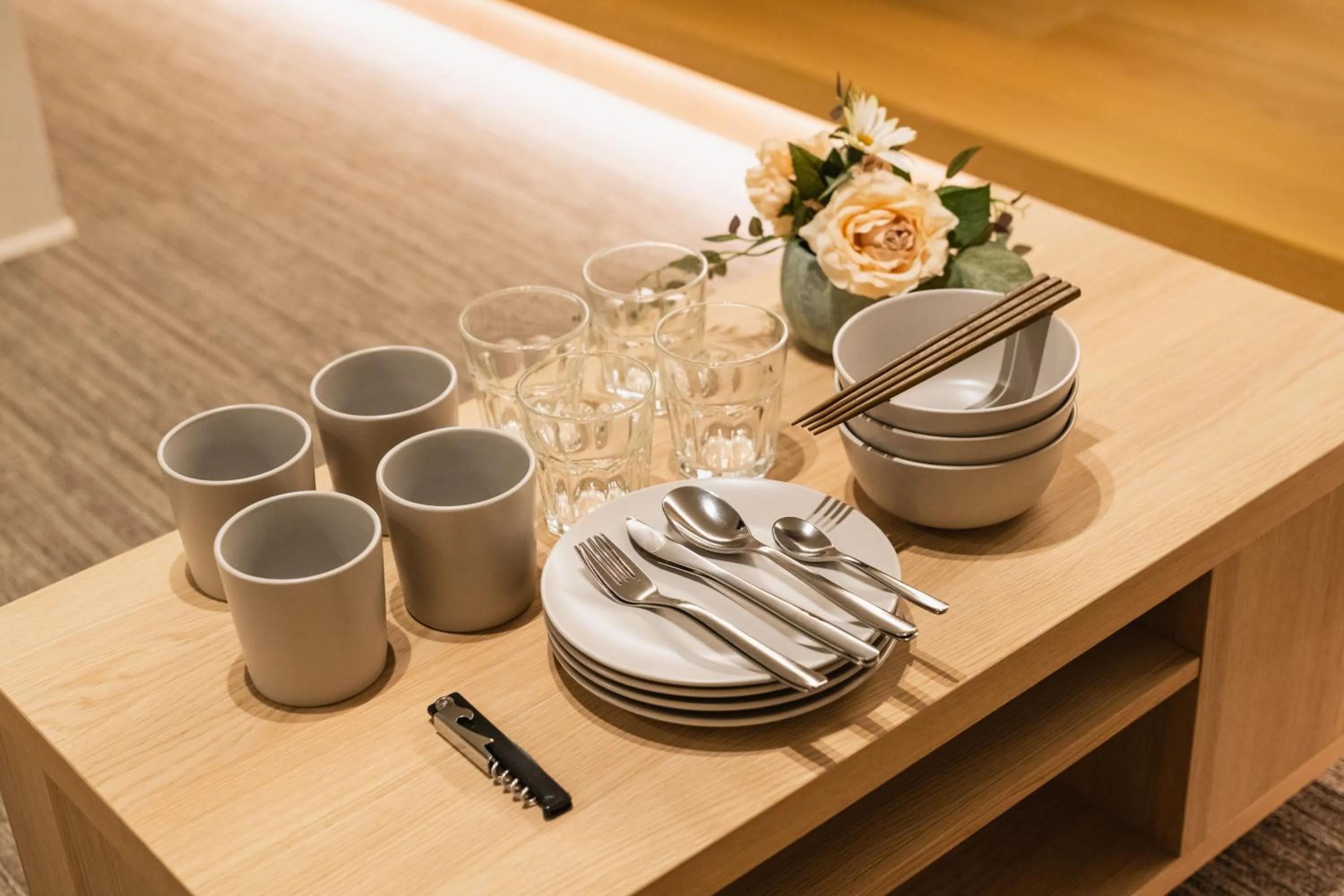 Photo of the whole room in GRAND BASE Hakata Station