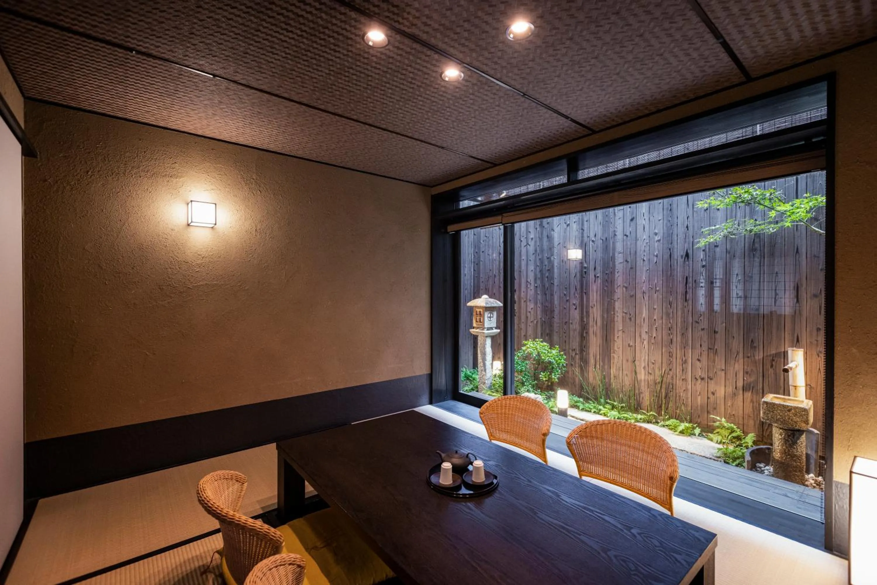 Photo of the whole room in Rinn Premium Hiun