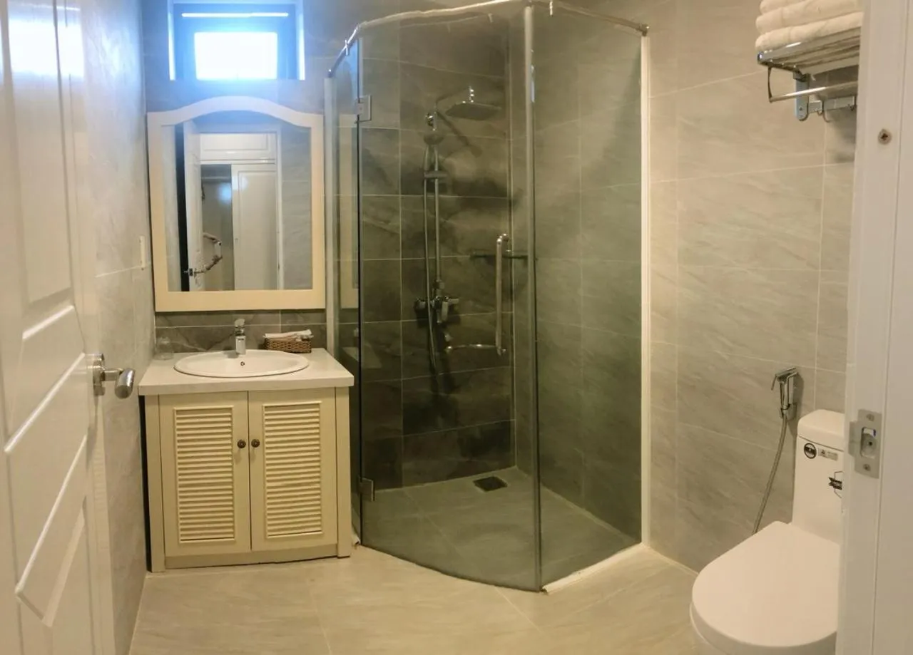 Shower in Maya Hotel 2