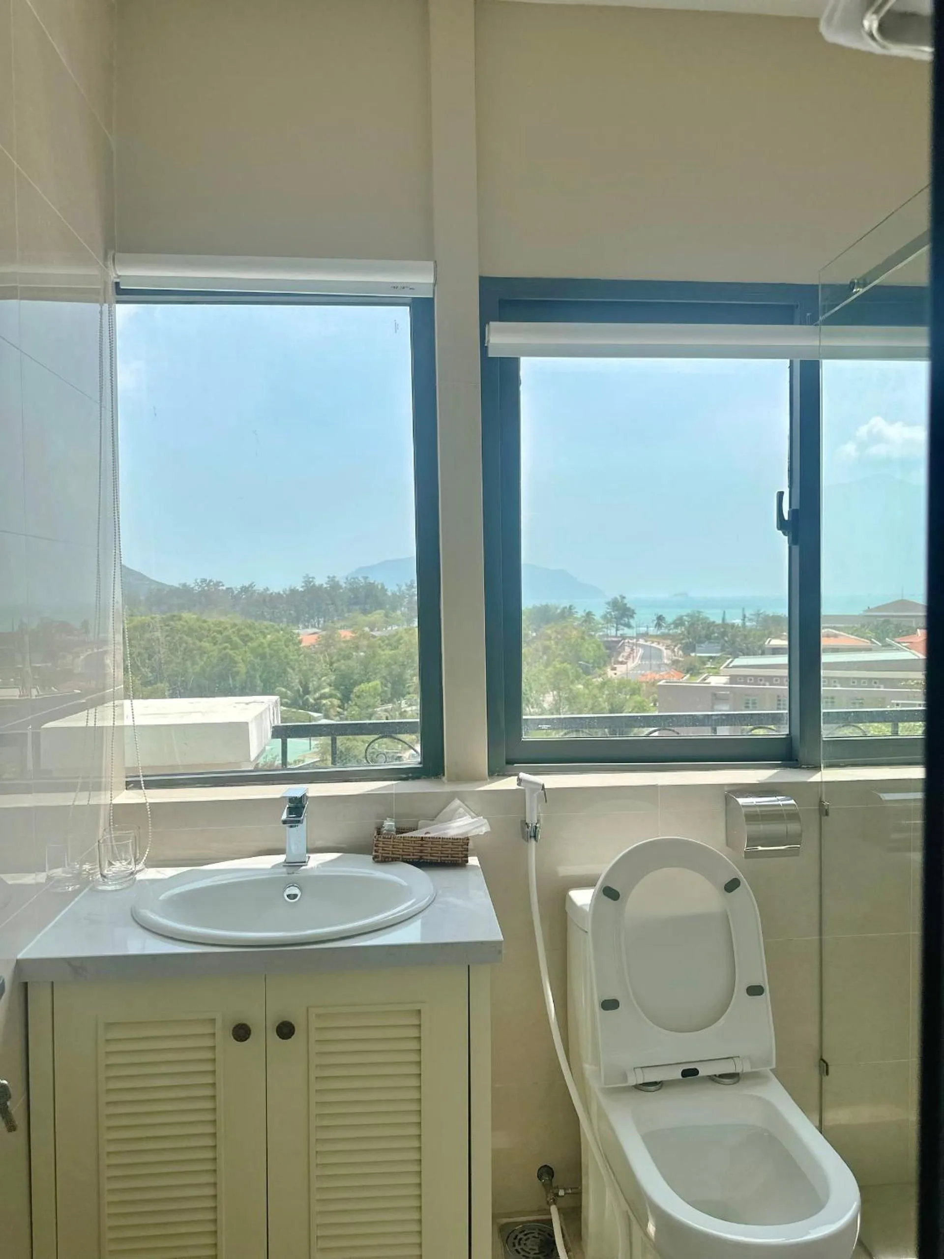 Toilet in Maya Hotel 2