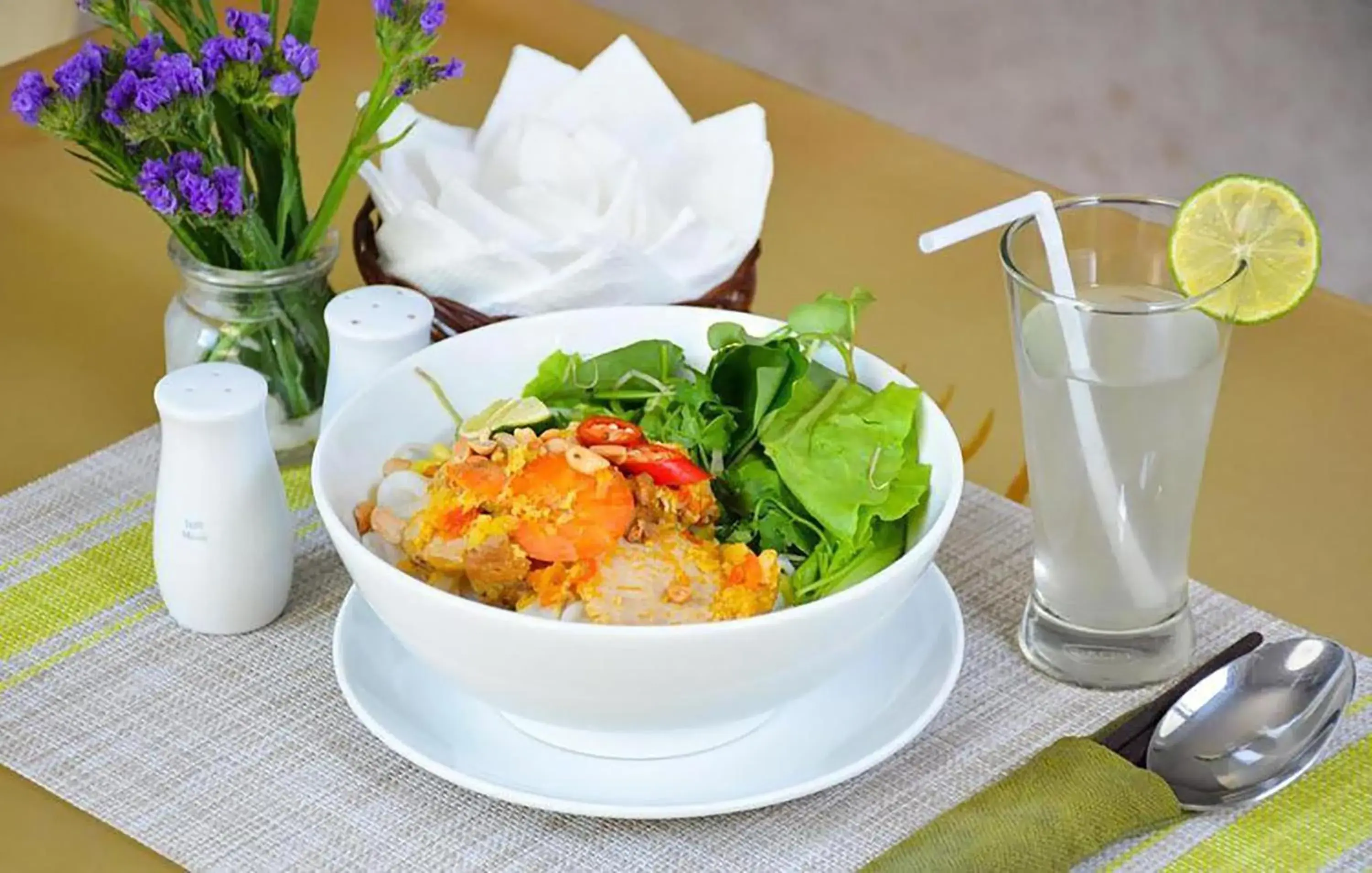 Food in Maya Hotel 2 Food in Maya Hotel 2