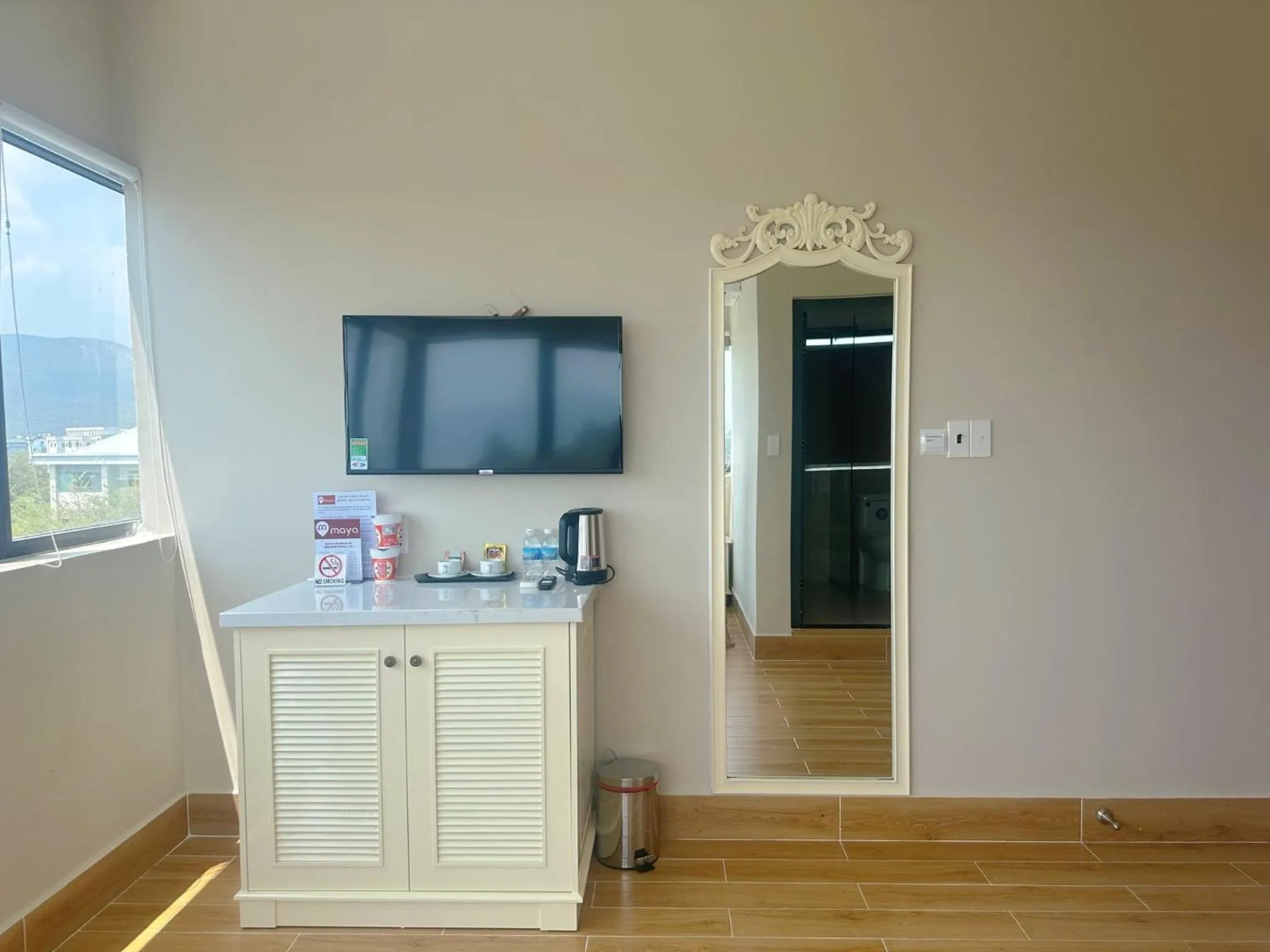 TV and multimedia in Maya Hotel 2