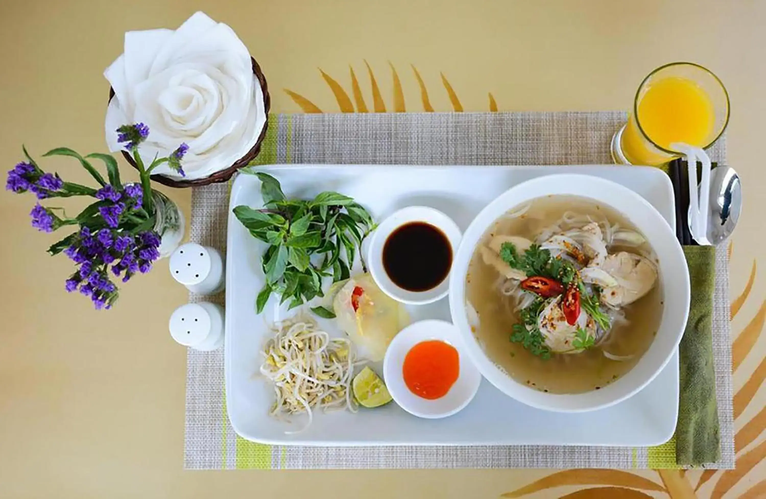 Food in Maya Hotel 2 Food in Maya Hotel 2