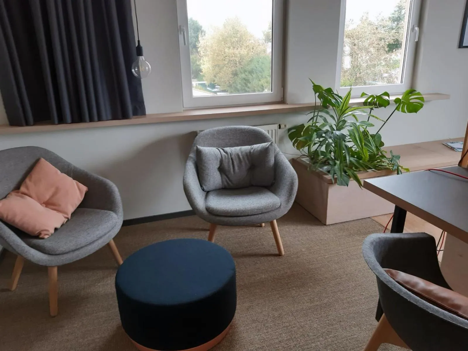 Photo of the whole room in Designhotel Whitman