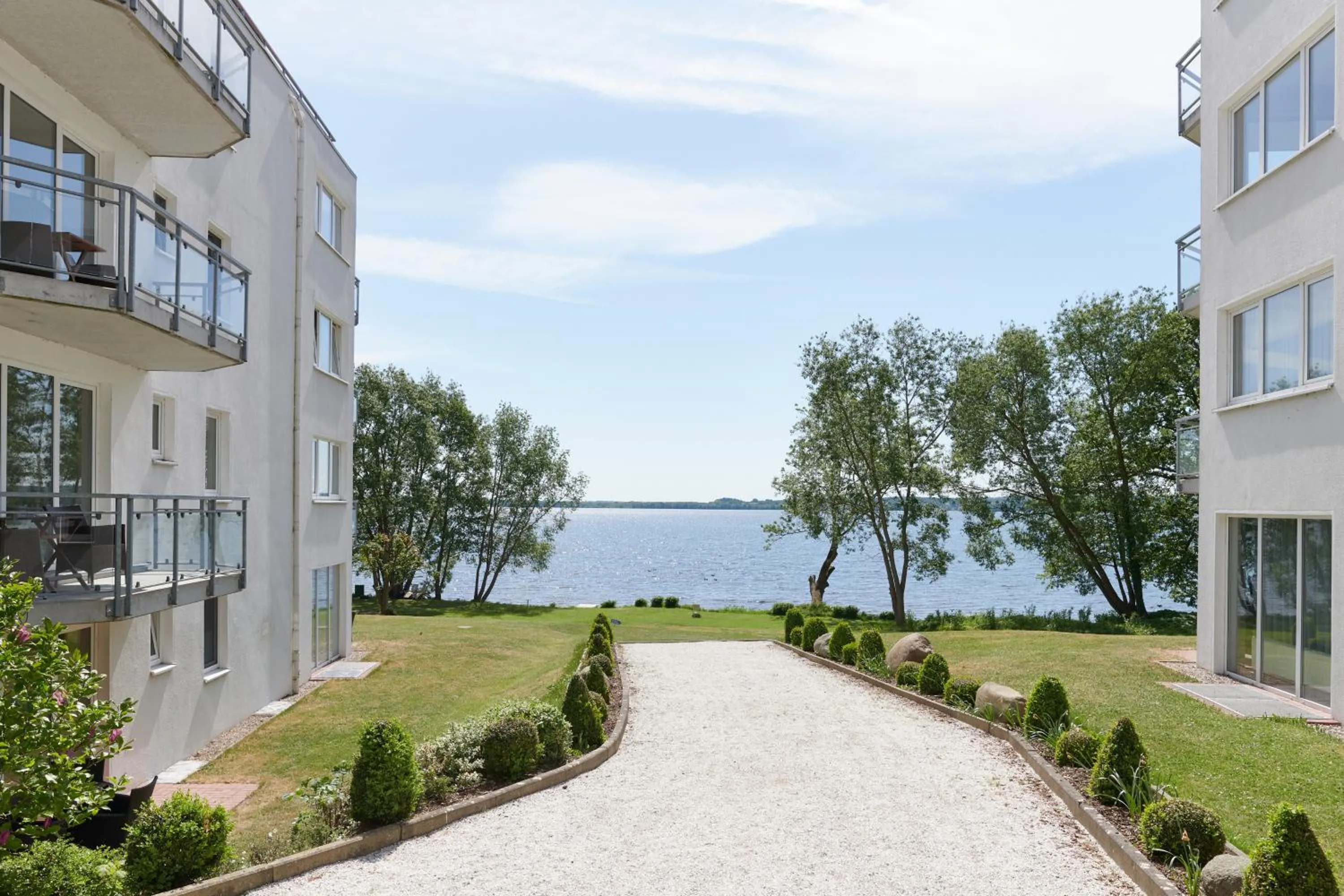 Property building in Designhotel Whitman