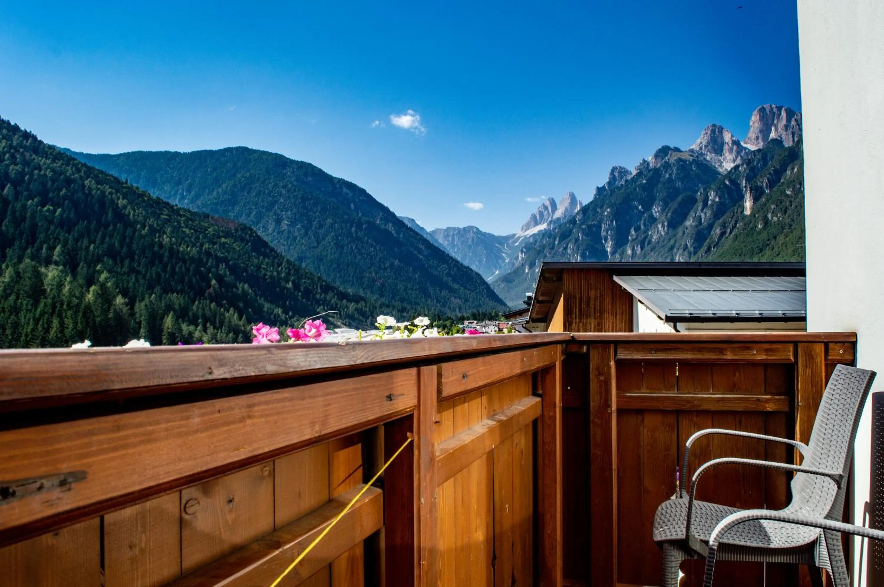 Balcony/Terrace in Hotel Serena - Tre Cime Views