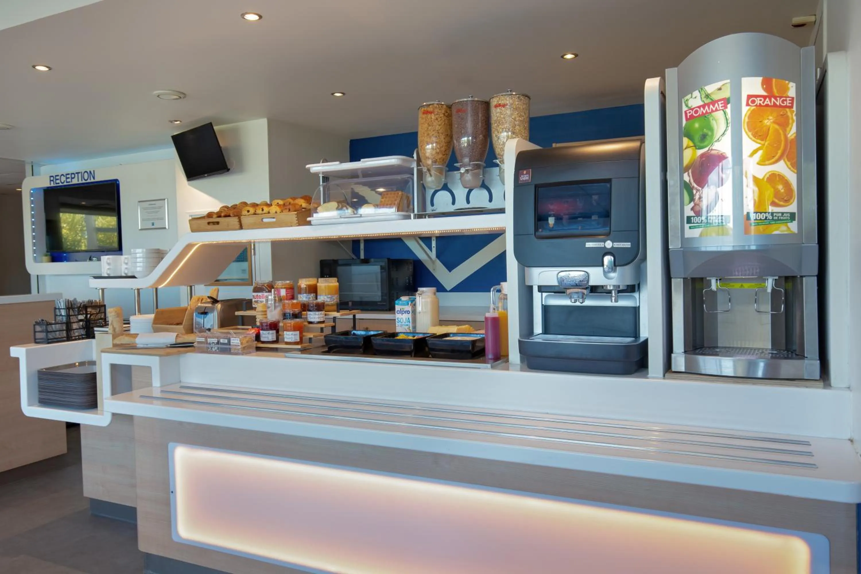 Breakfast in ibis budget Saint-Maximin