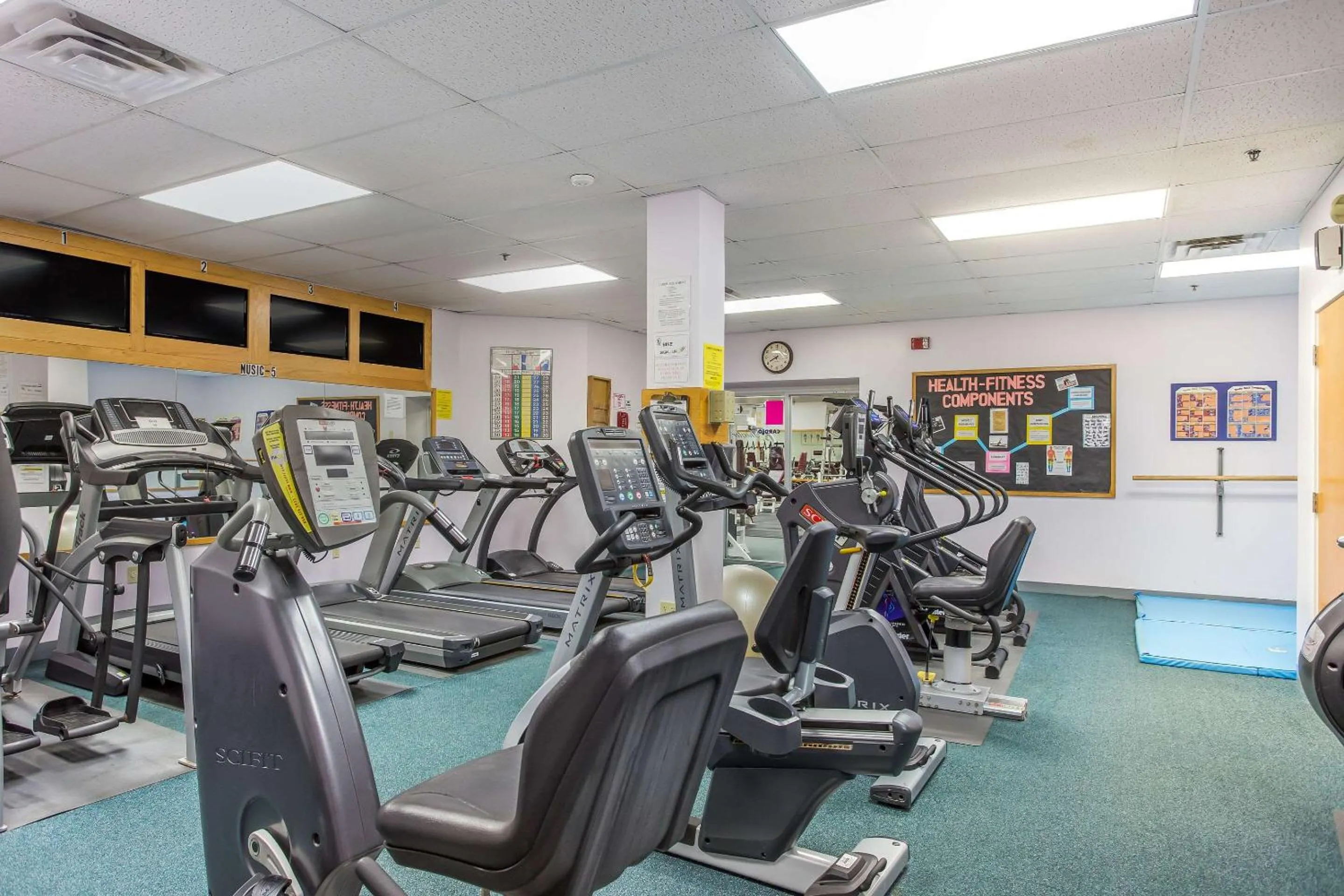 Fitness centre/facilities in Rodeway Inn Gorham Riverside