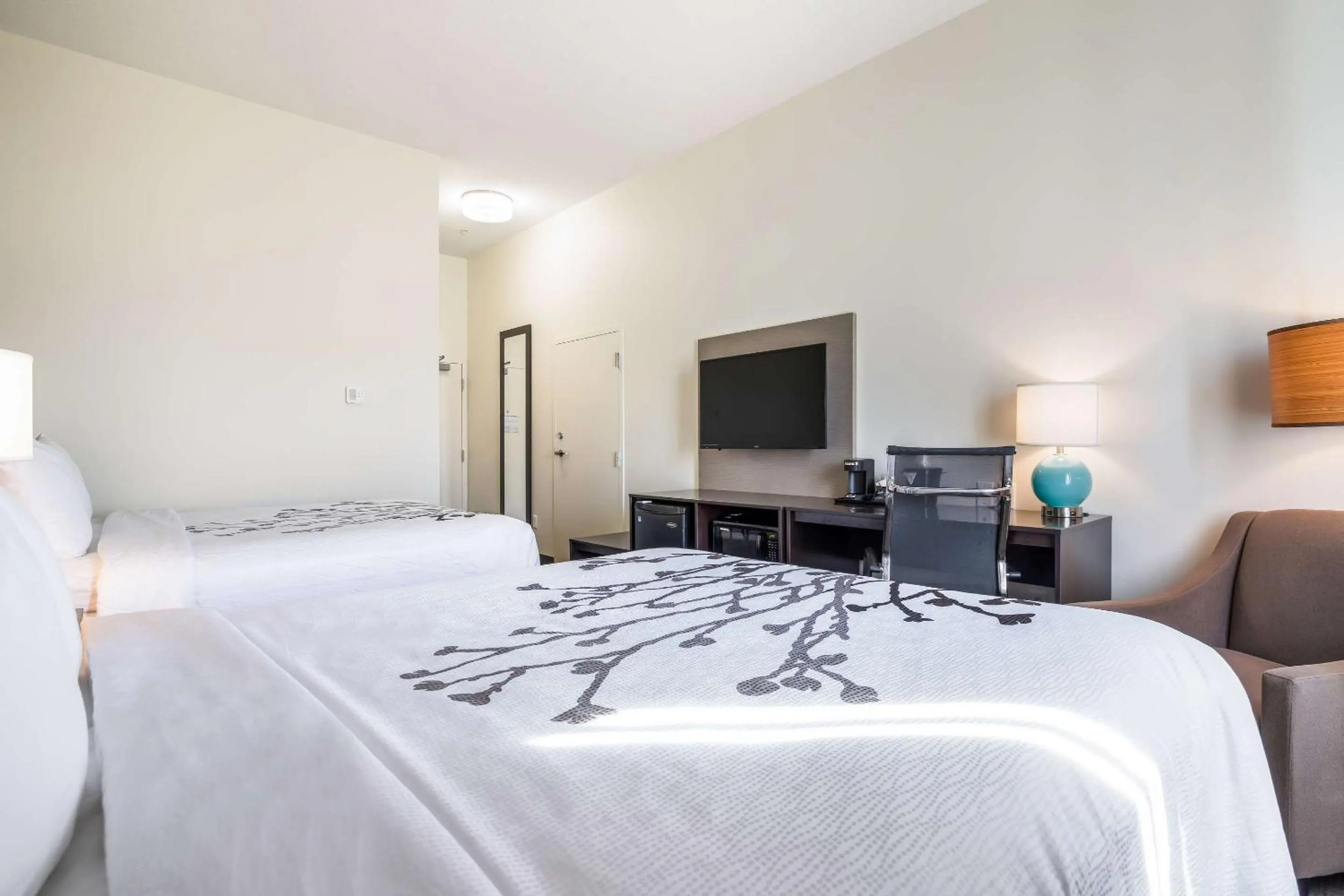 Bedroom, Bed in Sleep Inn & Suites Park City-Wichita North