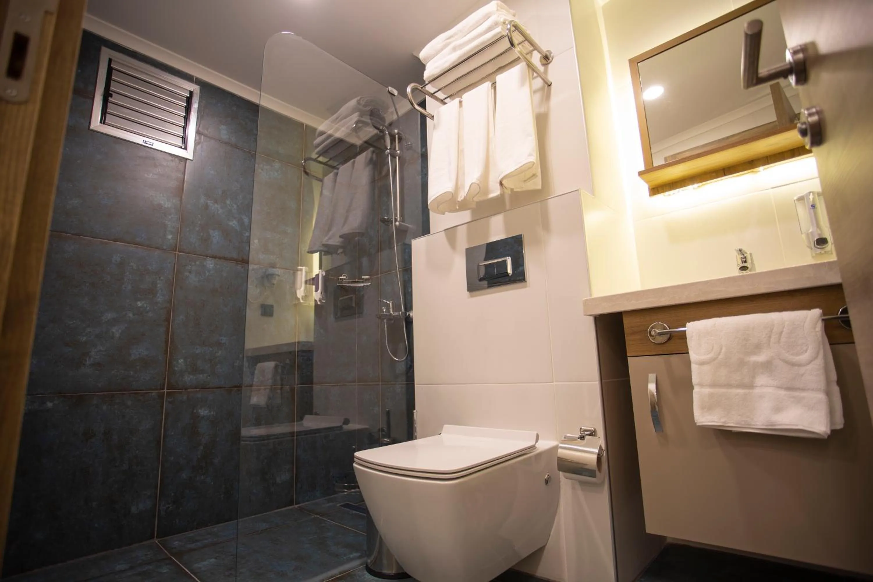 Bathroom in Hotel Kale 17