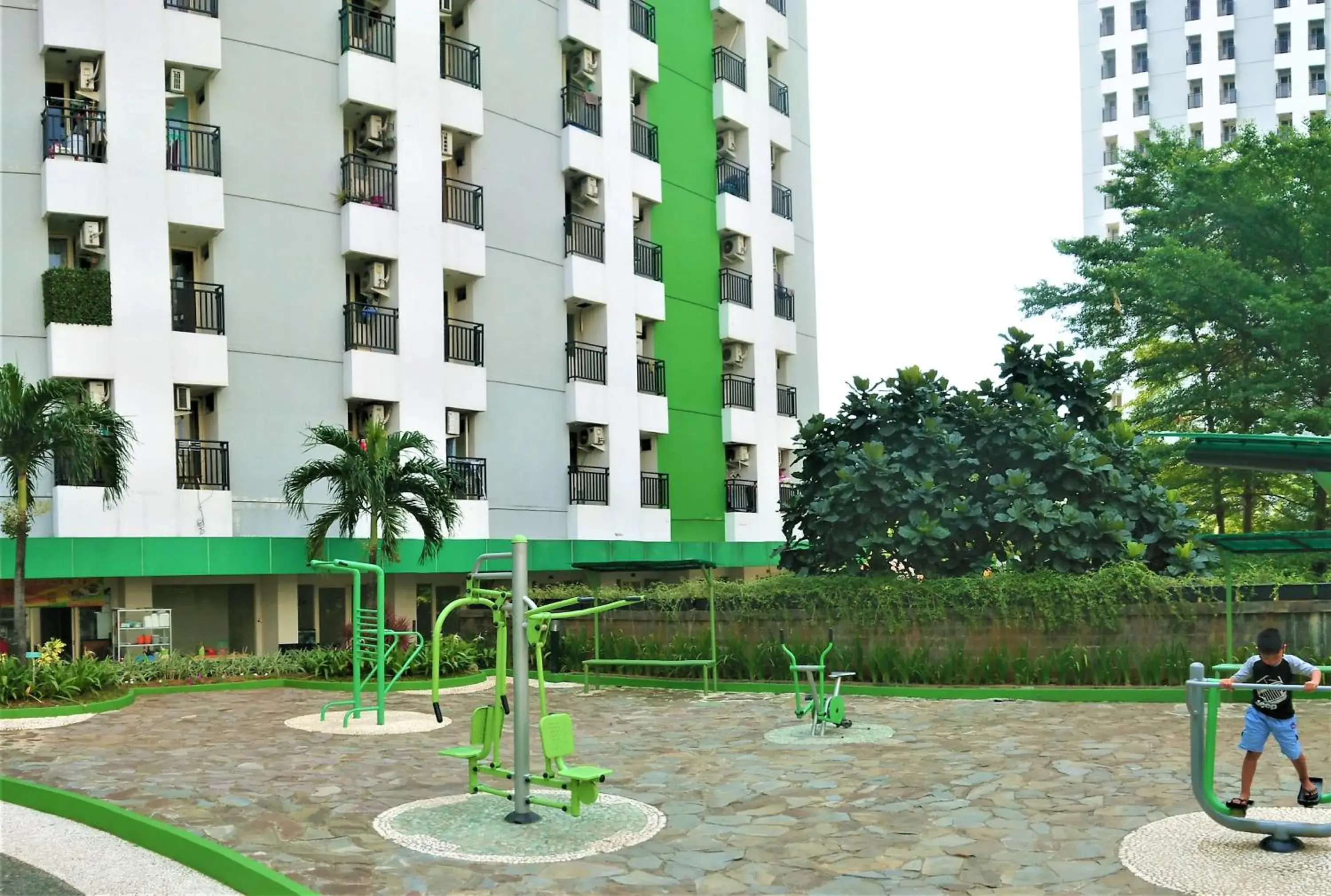 Property building in Apartment Green Lake View Ciputat by Celebrity Room Property building in Apartment Green Lake View Ciputat by Celebrity Room