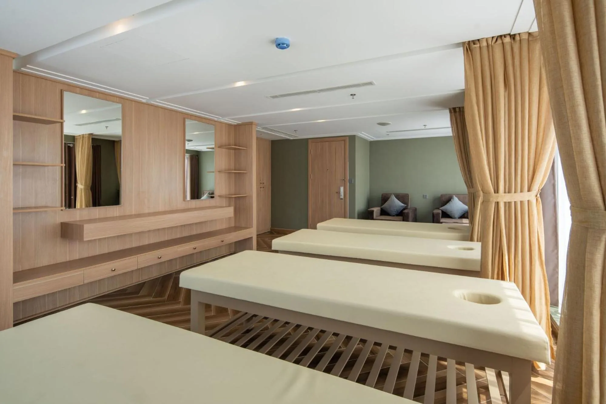 Massage, Bed in Adela Boutique Hotel - Infinity Pool