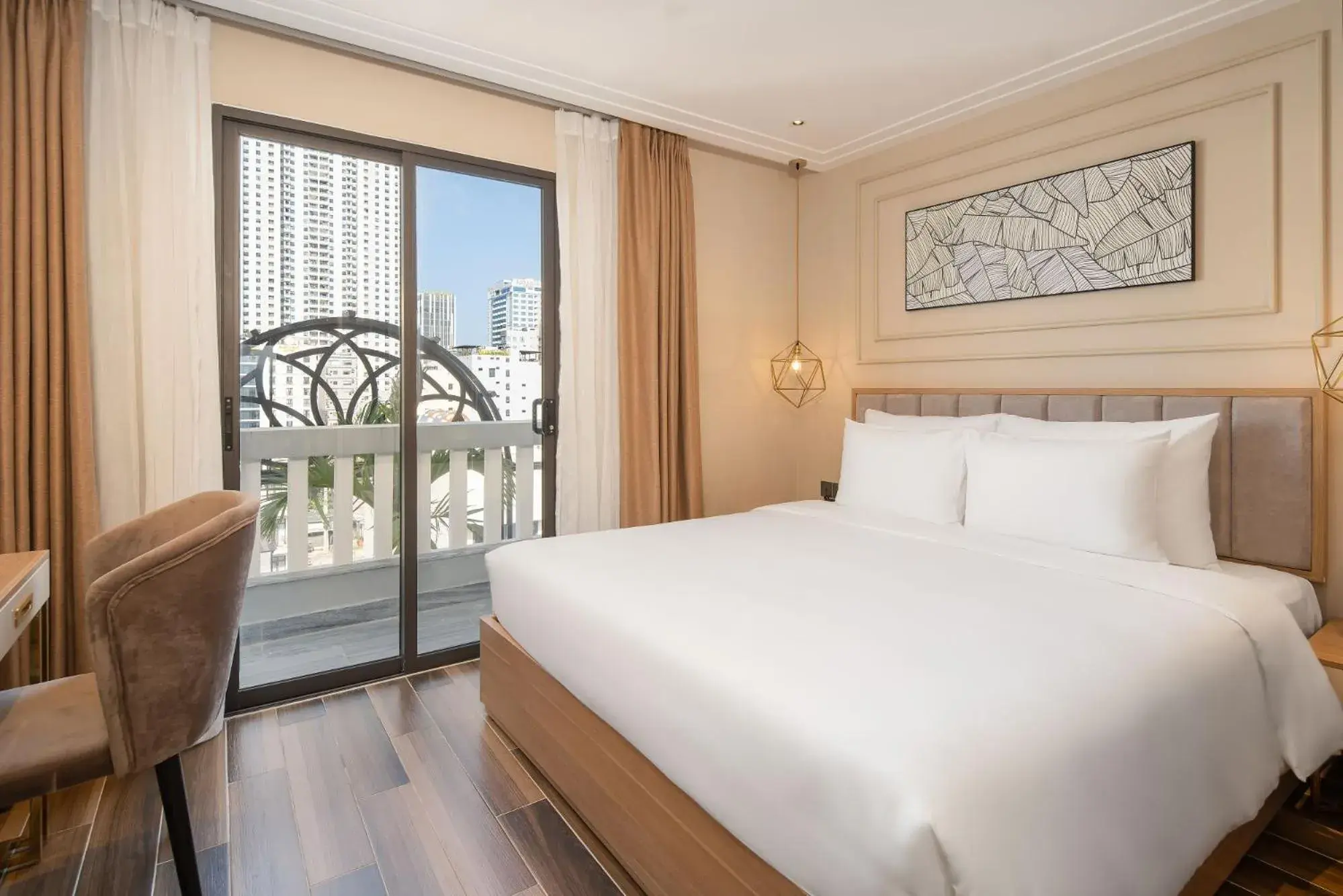 King Suite with Balcony and City View in Adela Boutique Hotel - Infinity Pool King Suite with Balcony and City View in Adela Boutique Hotel - Infinity Pool