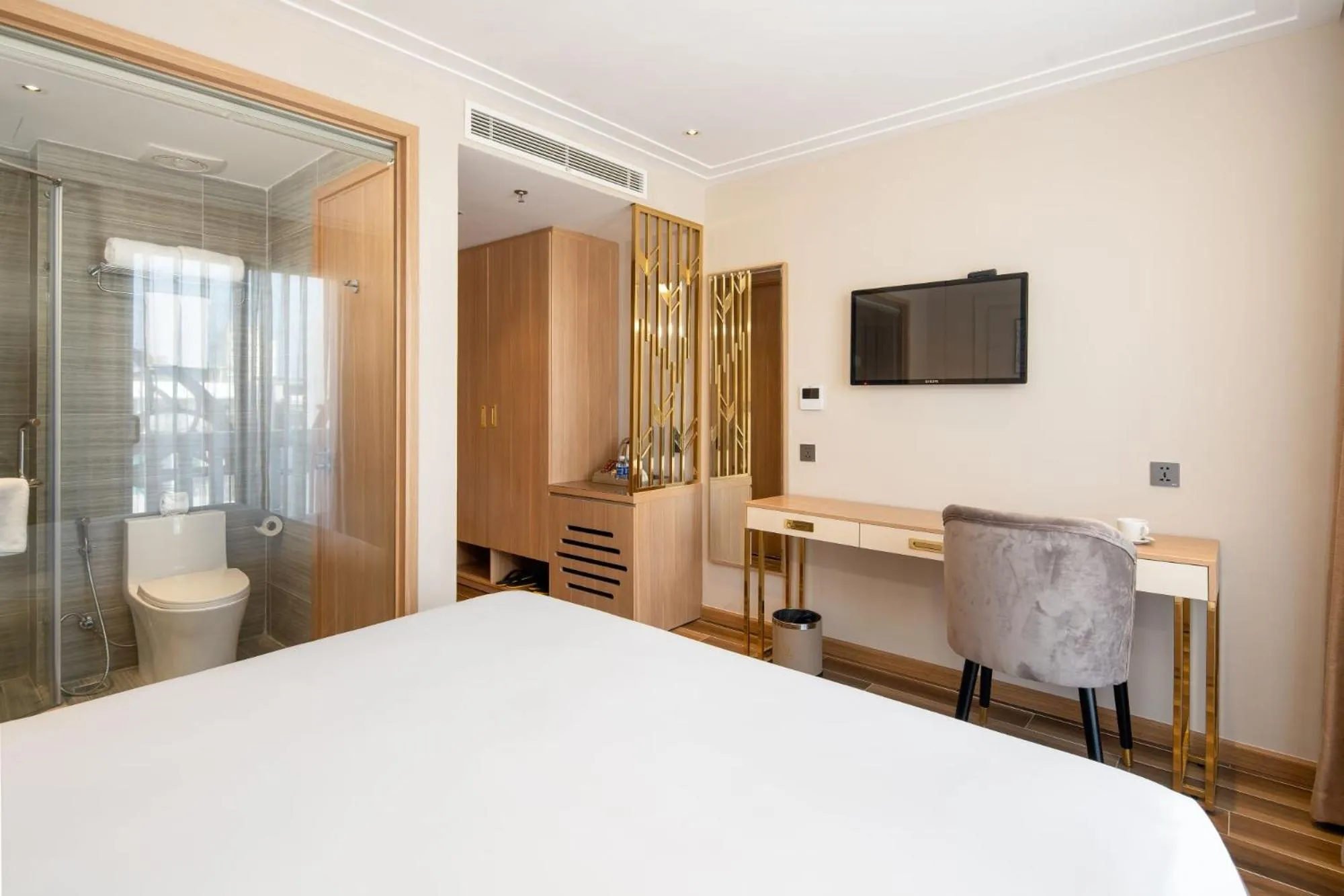 Bed in Adela Boutique Hotel - Infinity Pool