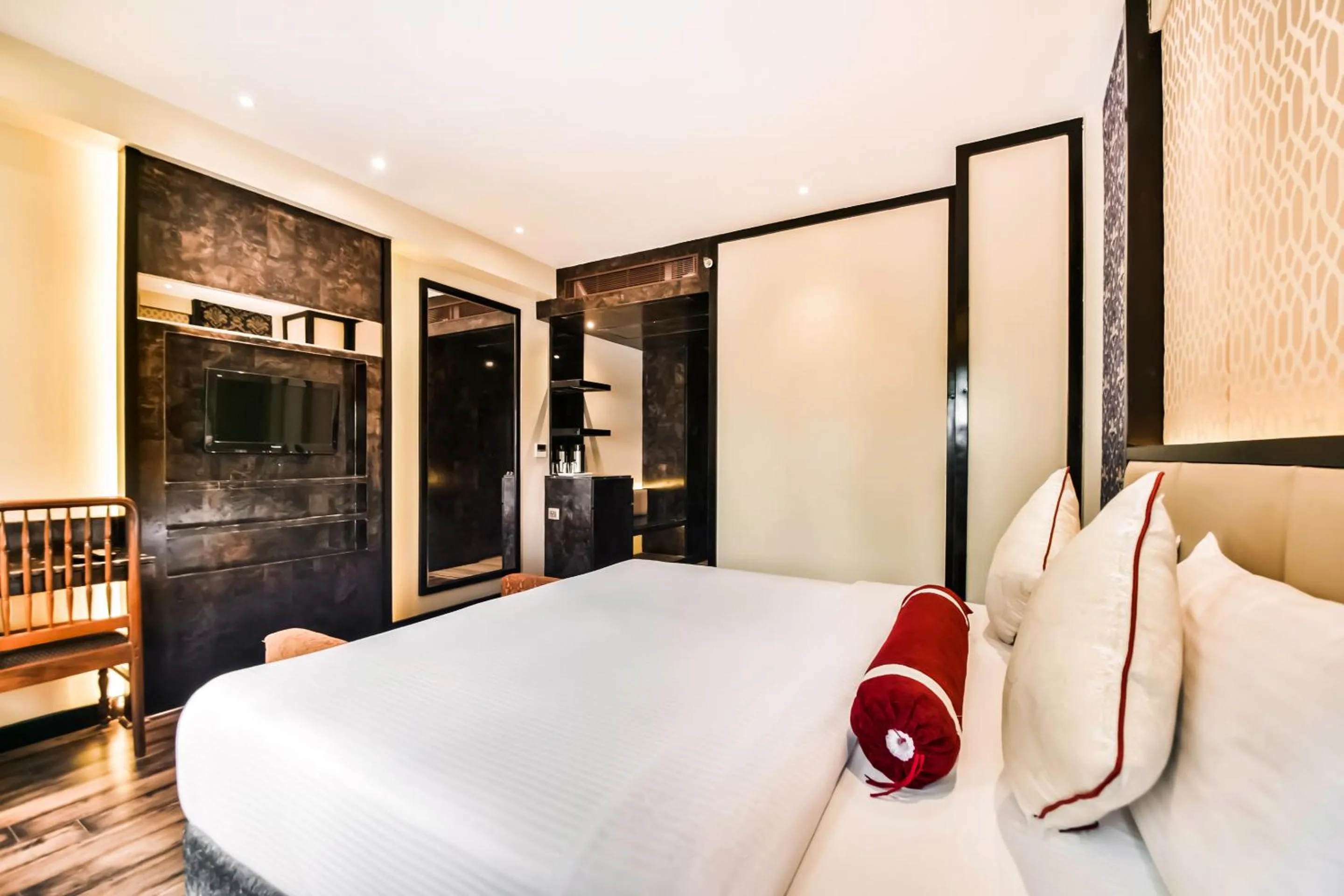 TV and multimedia, Bed in HOTEL MENAAL RESIDENCY