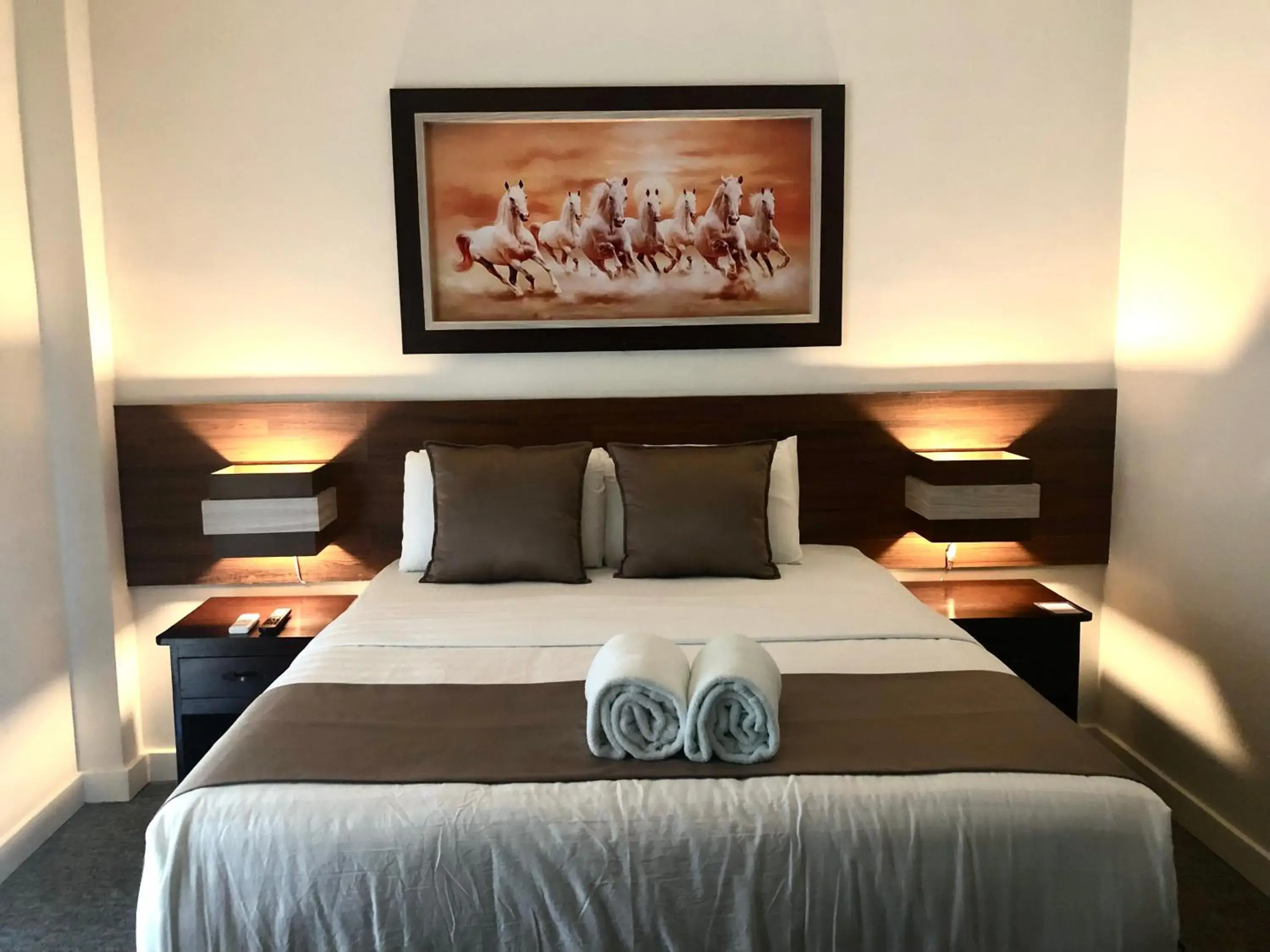 Bed in Seacliff Suites Hotel and Resort Bed in Seacliff Suites Hotel and Resort