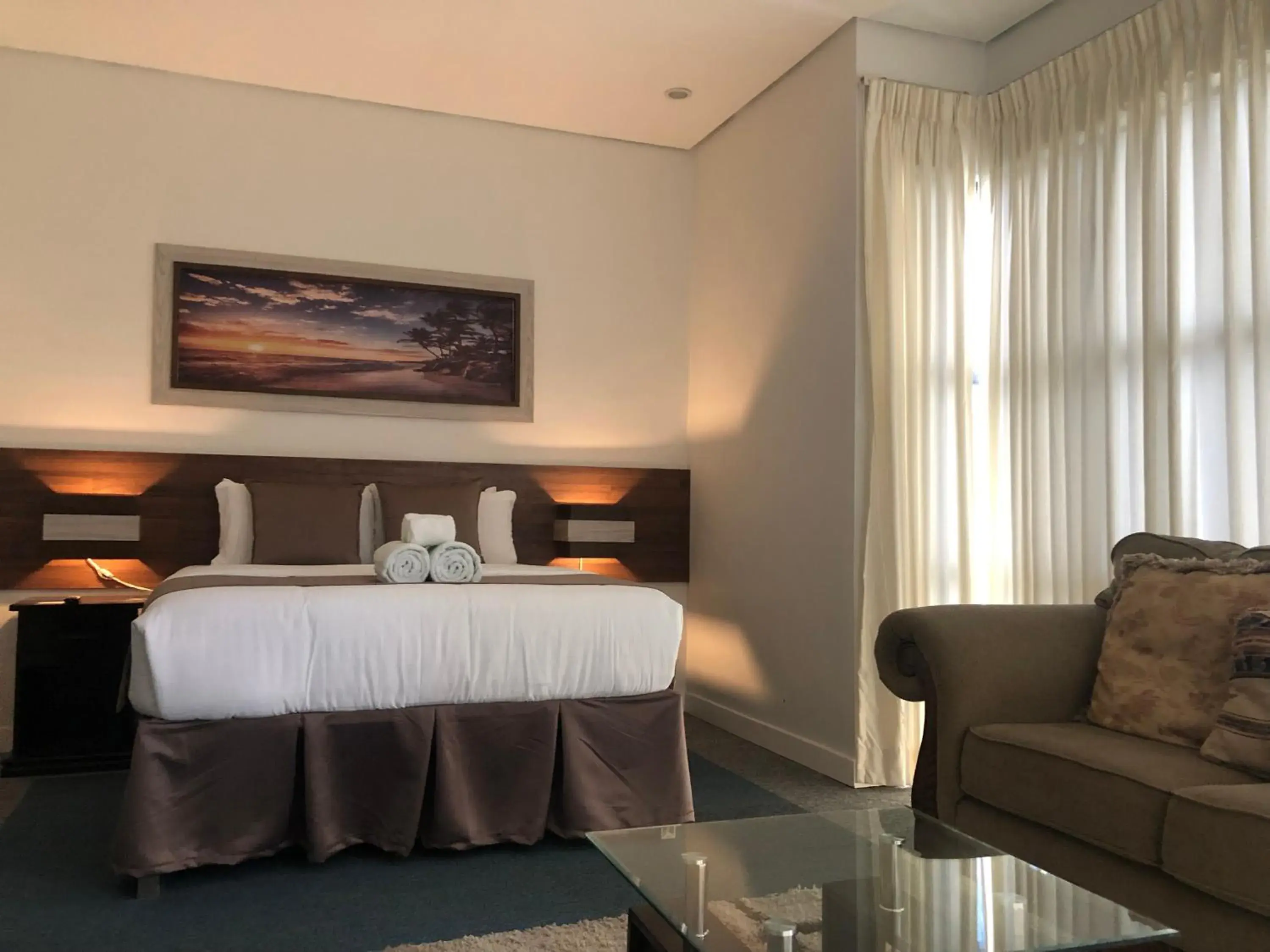 Bed in Seacliff Suites Hotel and Resort Bed in Seacliff Suites Hotel and Resort