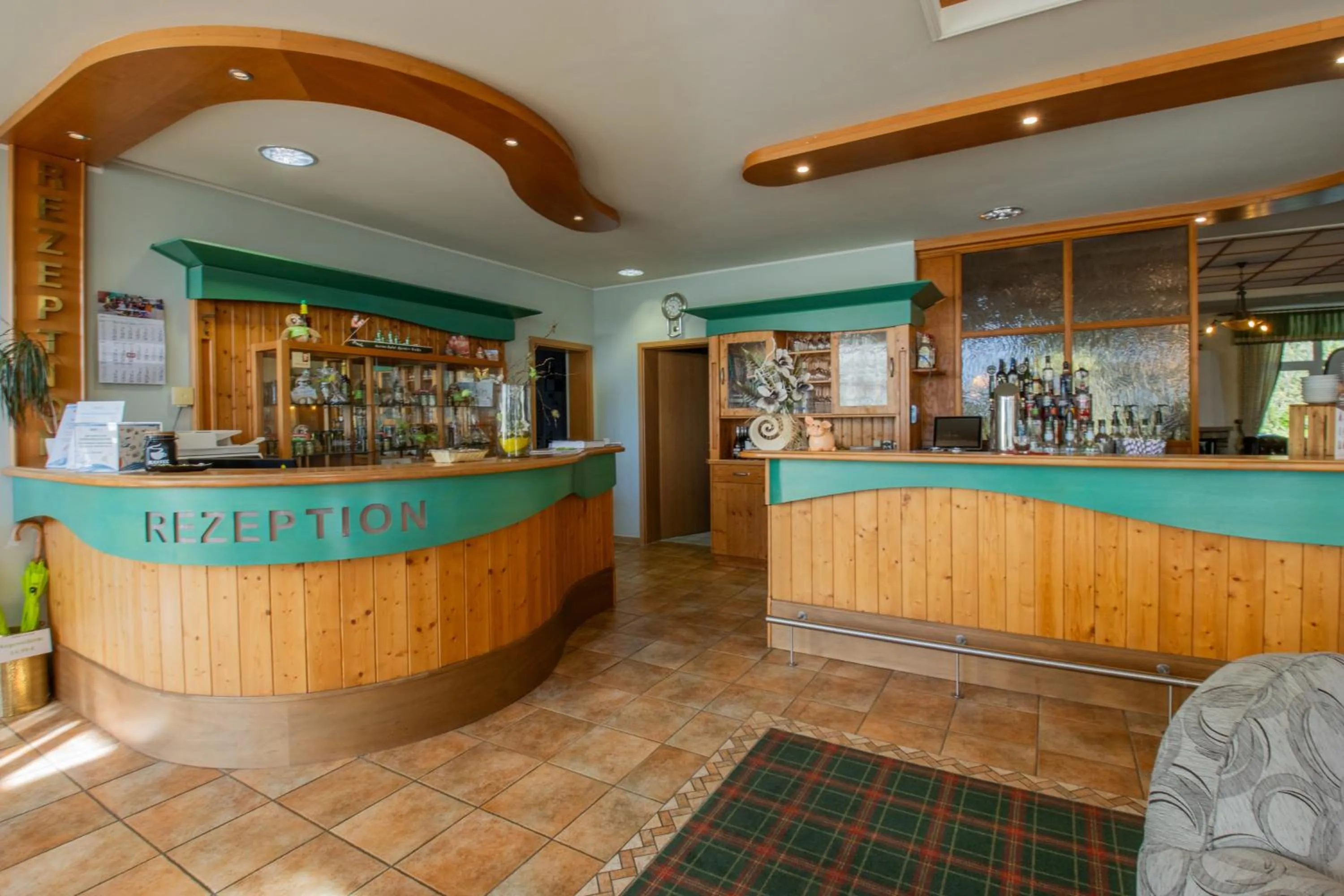 Lobby or reception in Ferien Hotel Spree-Neisse