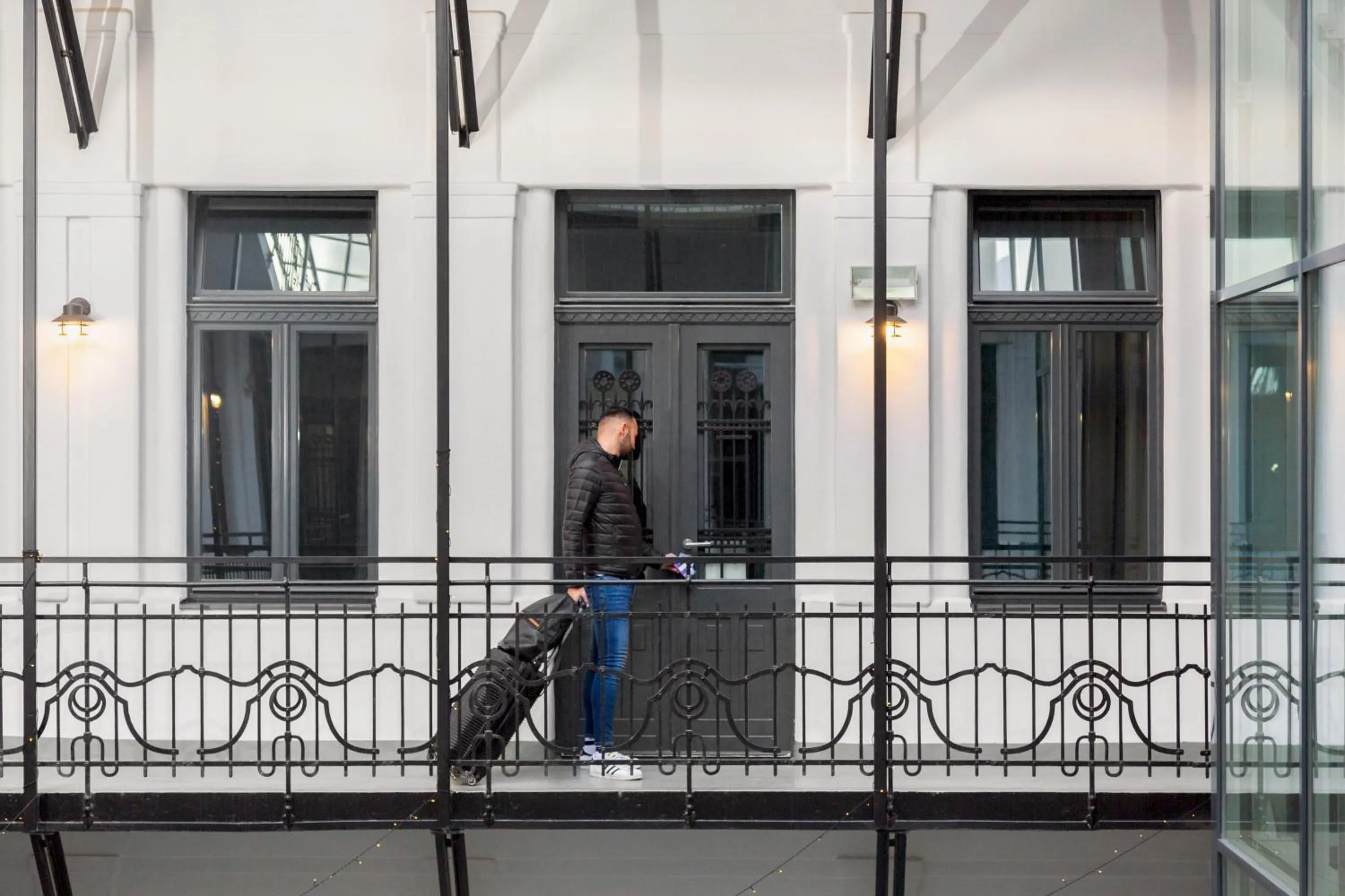 Facade/entrance in a&o Budapest City