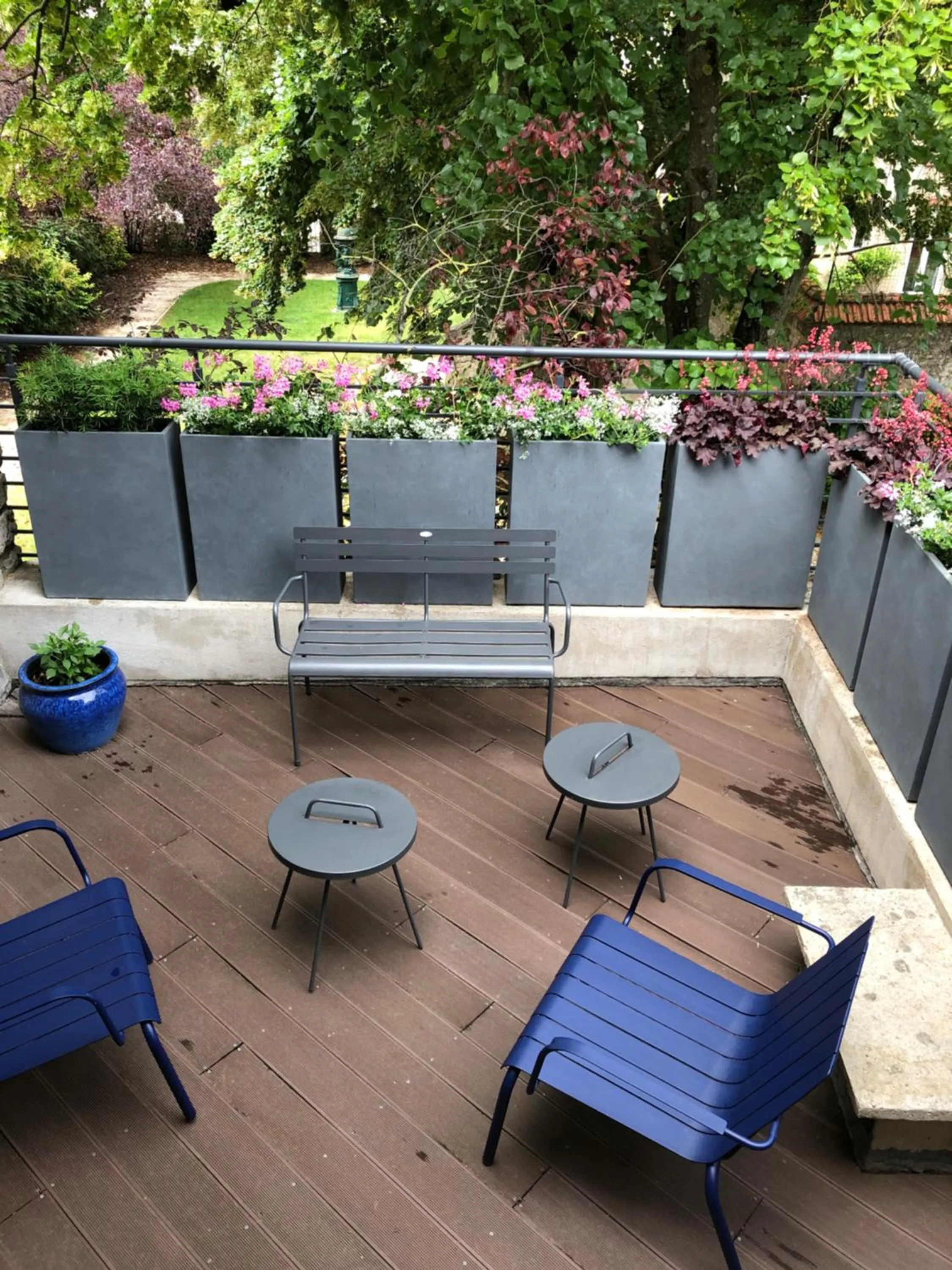 Balcony/Terrace in Centre ville - Appartement 3 chambres & Terrasse - La Clé des Sacres