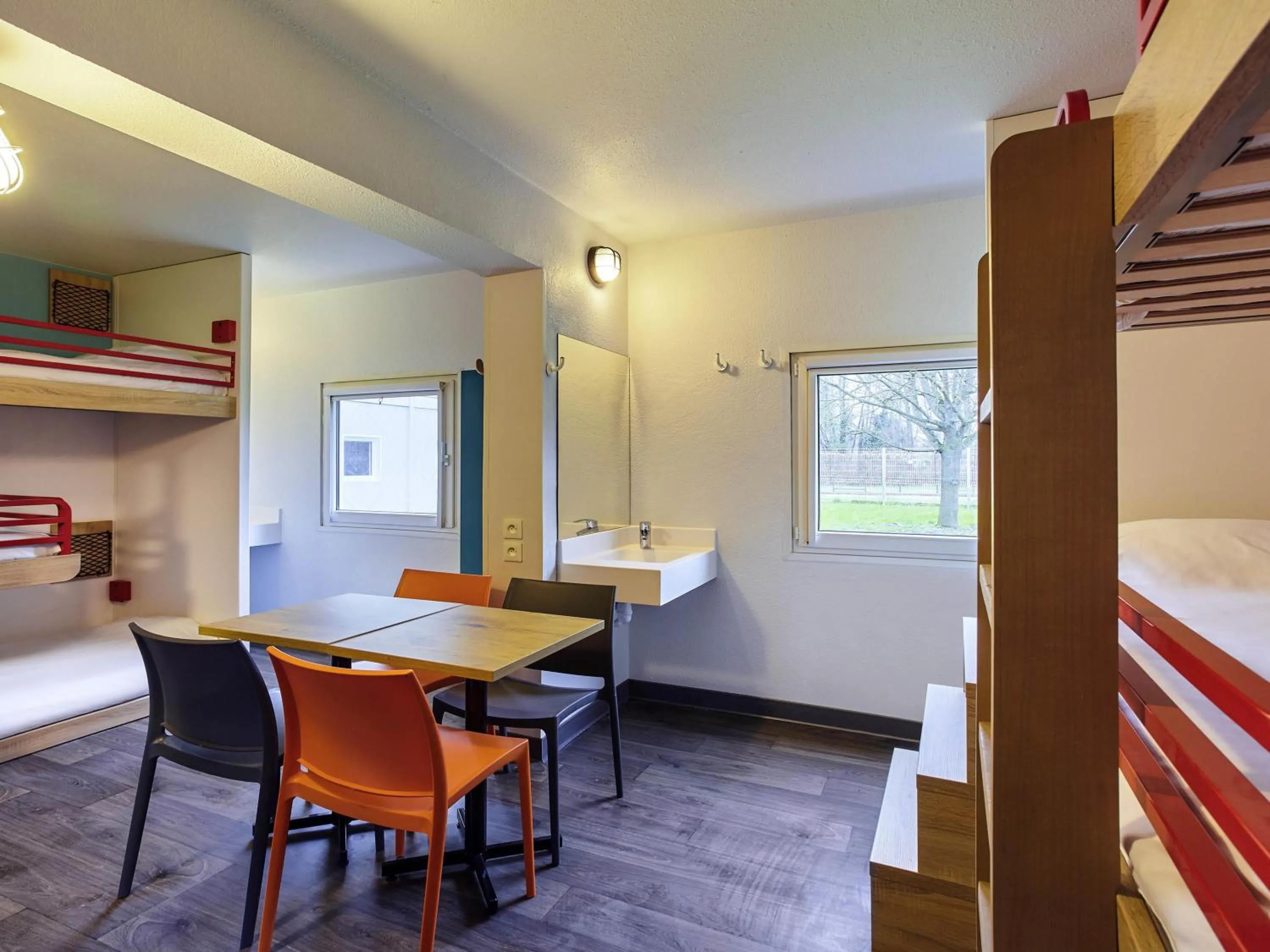 Bedroom in hotelF1 Toulouse L'Union