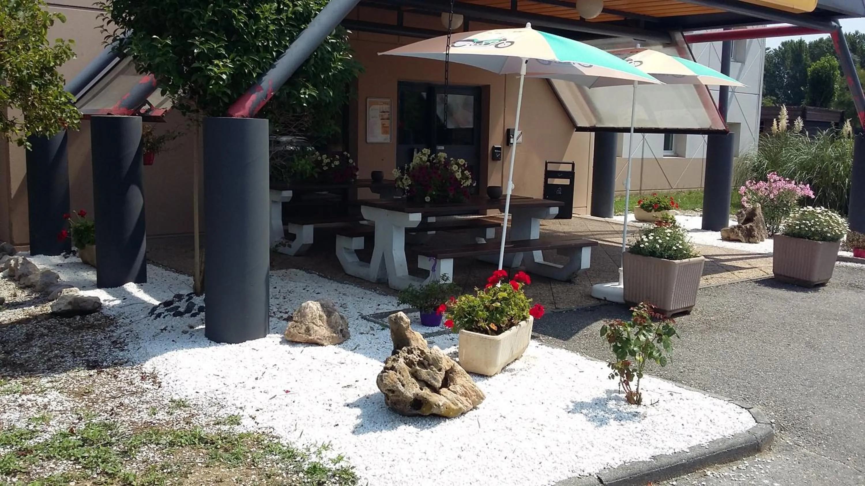 Facade/entrance in hotelF1 Toulouse L'Union