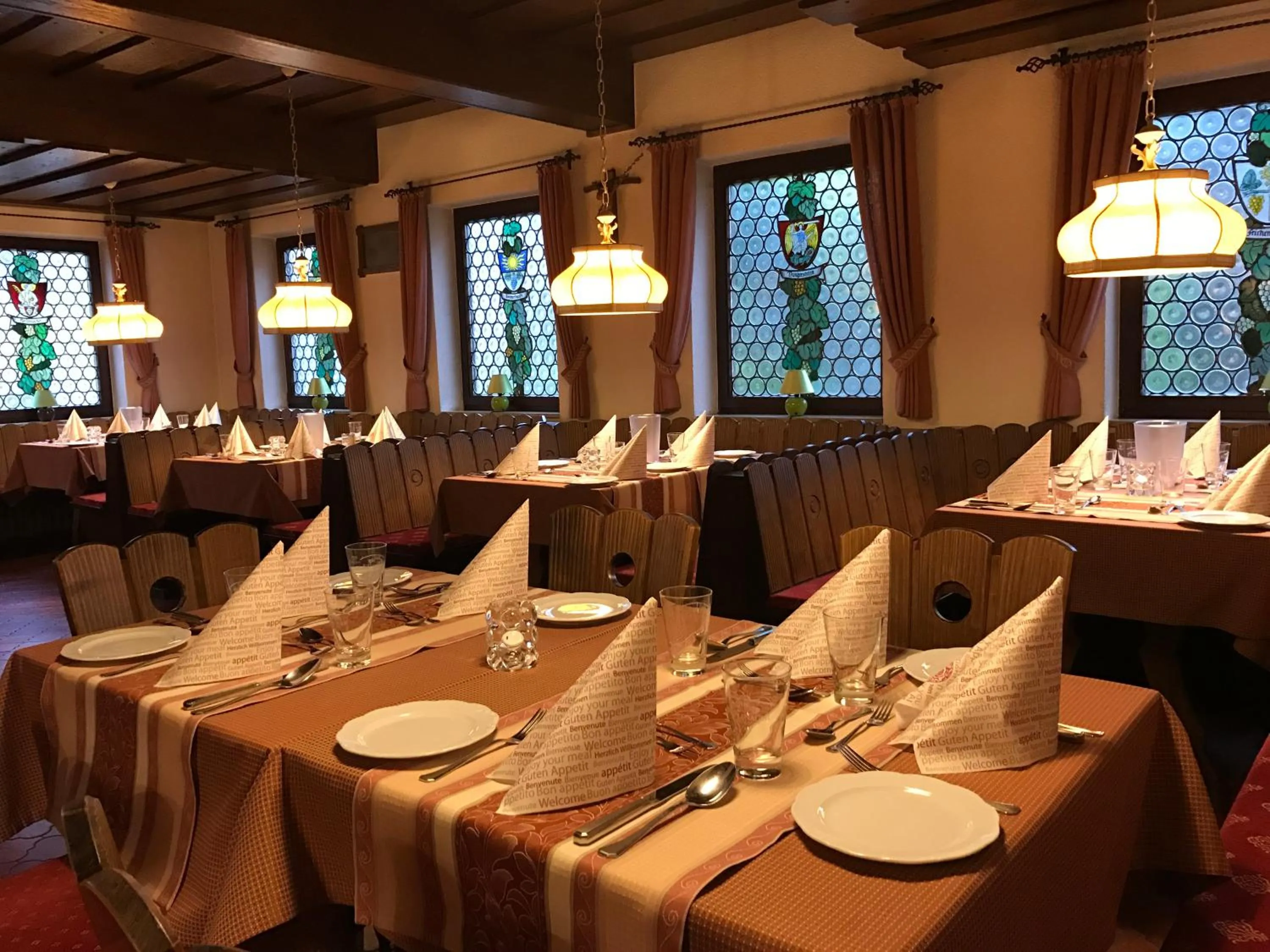 Restaurant/places to eat in Hotel Löwen