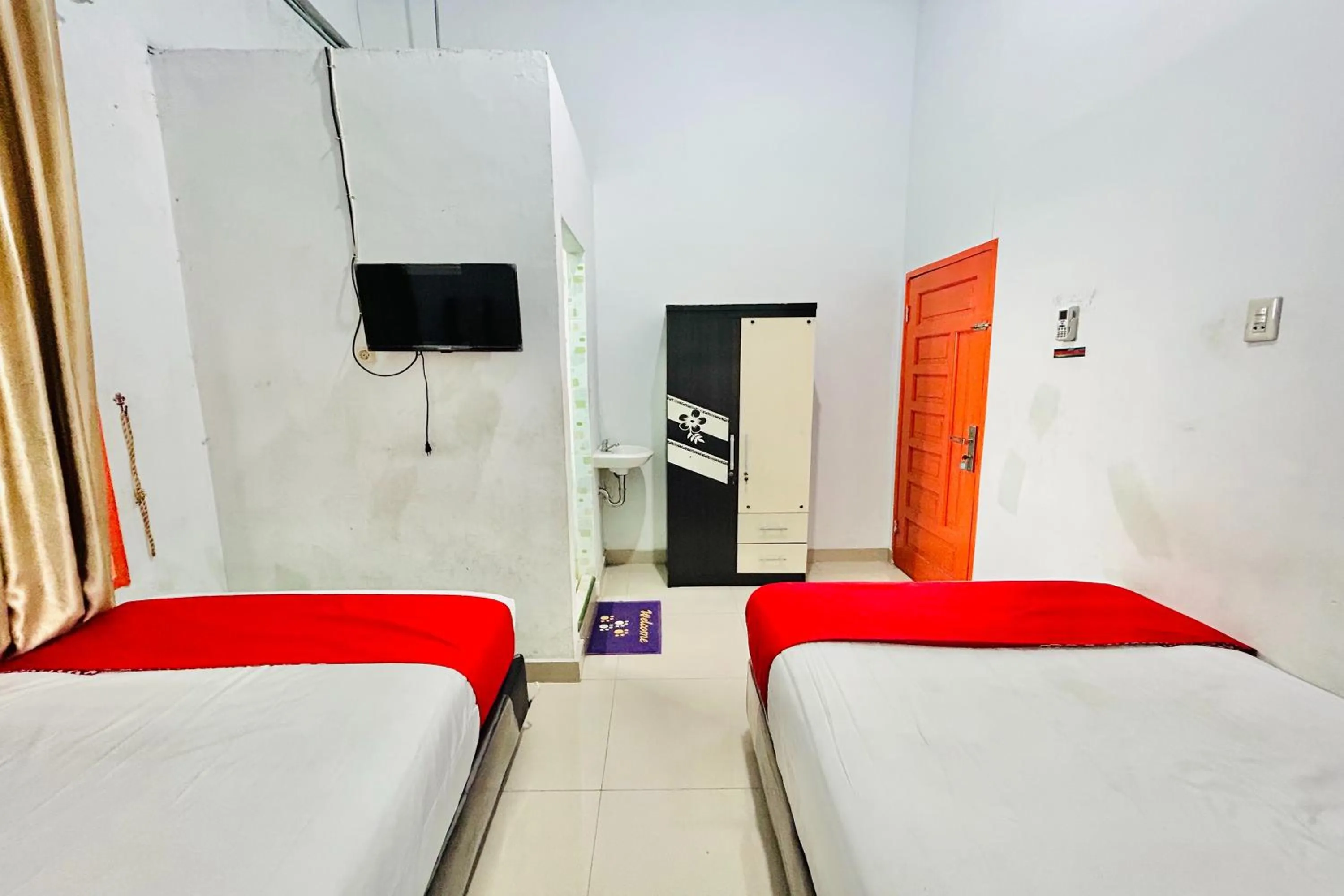 Bed in Shinta Guesthouse