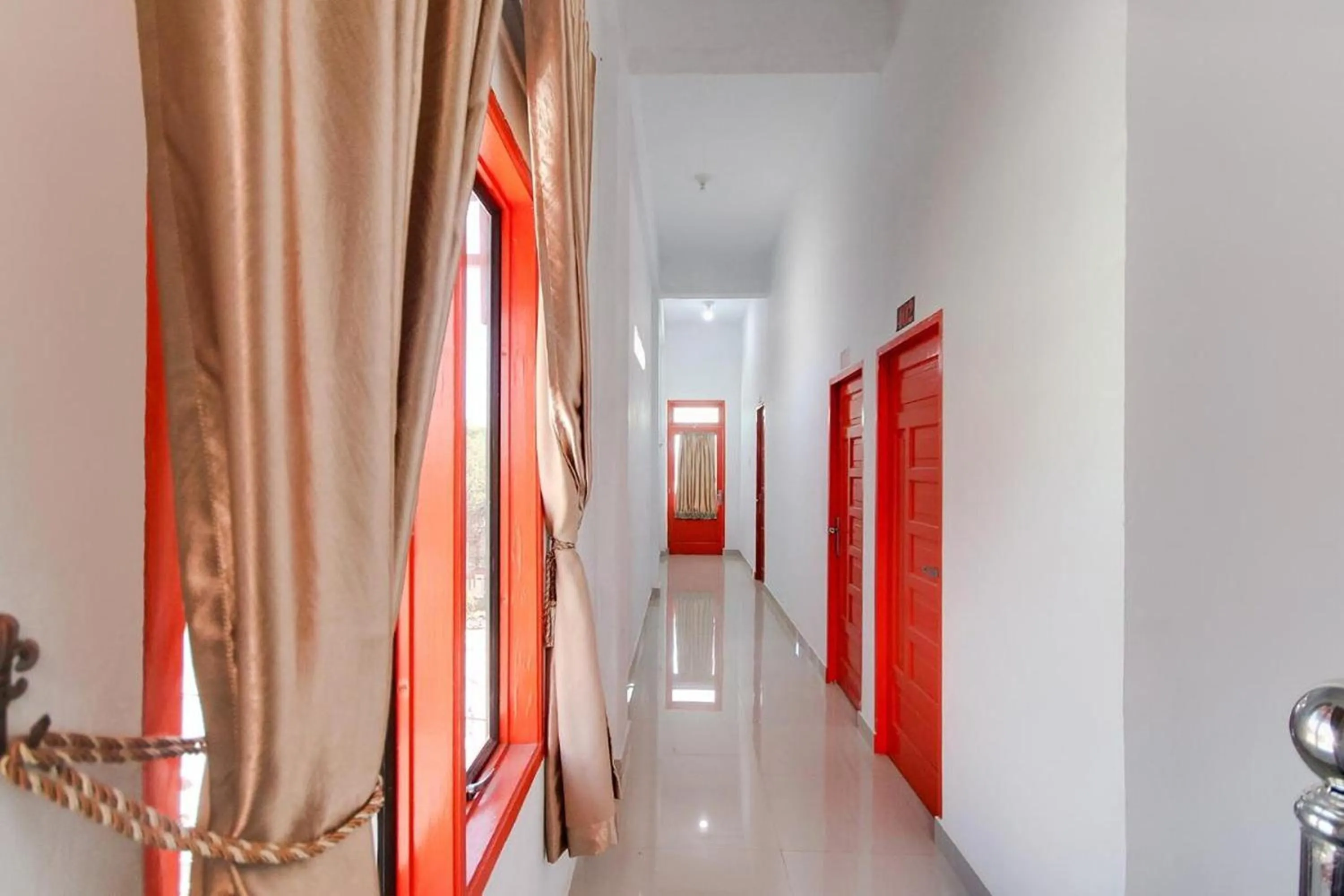 Property building in Shinta Guesthouse