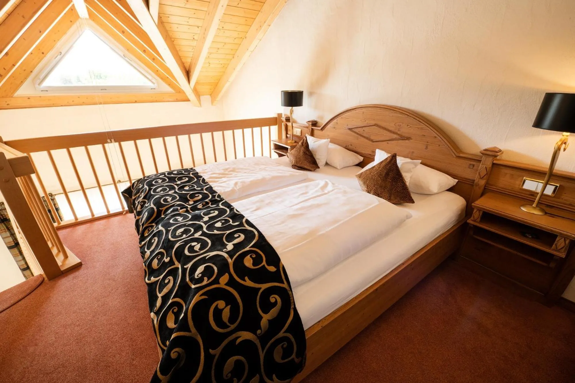 Bedroom, Bed in Hotel Weisser Bär