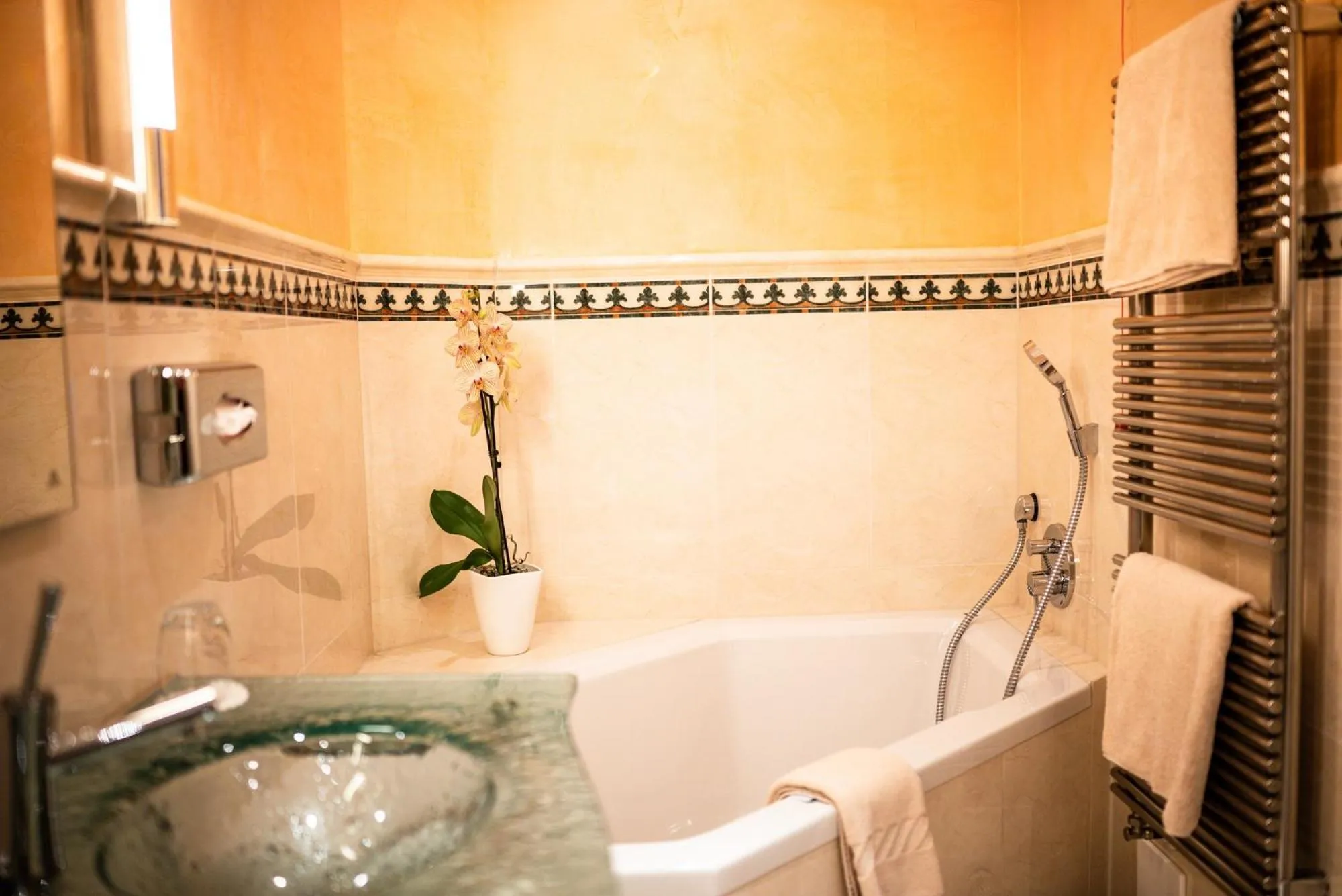 Bathroom in Hotel Weisser Bär