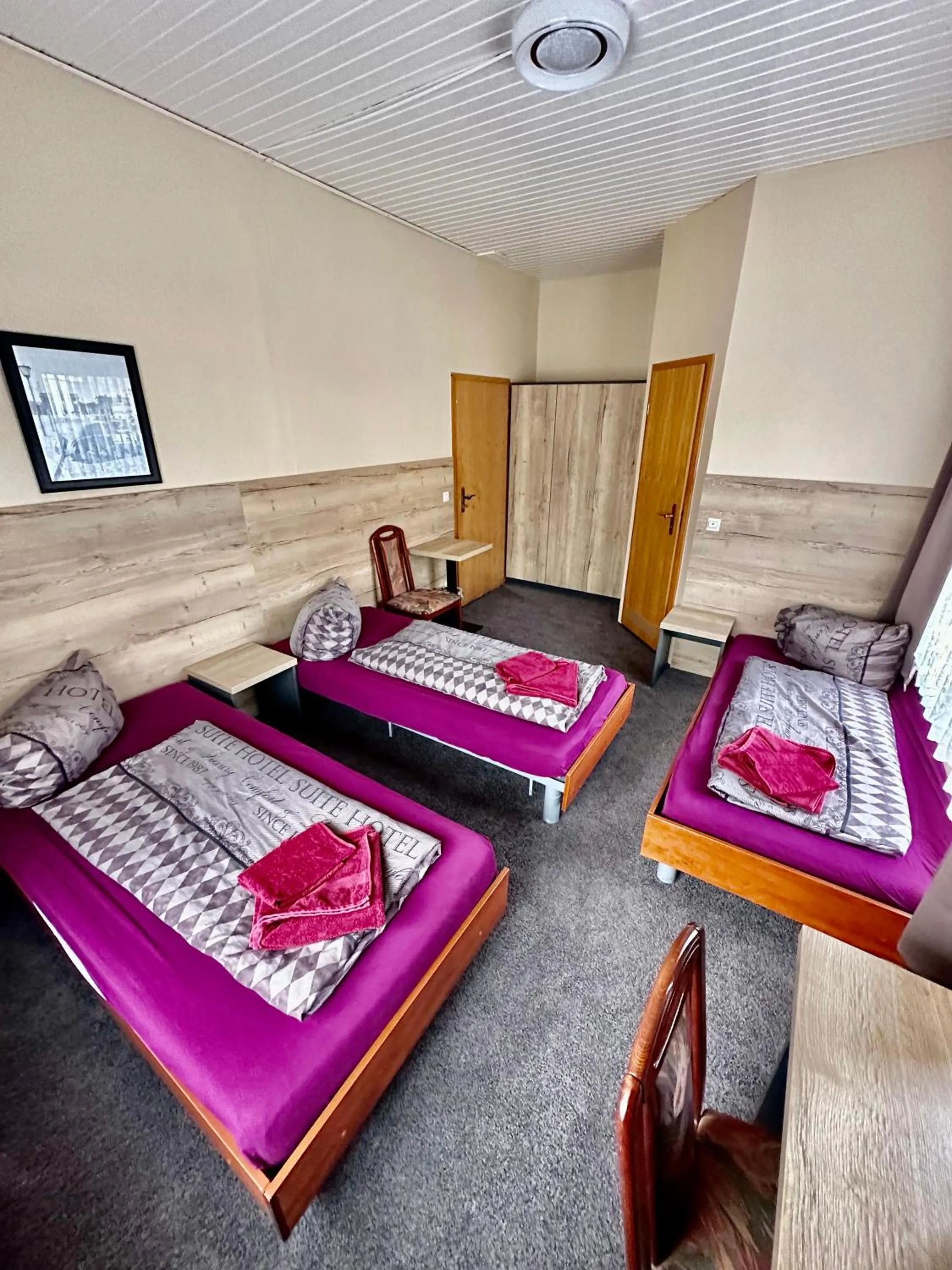 Bed in Hotel Pension Pamina