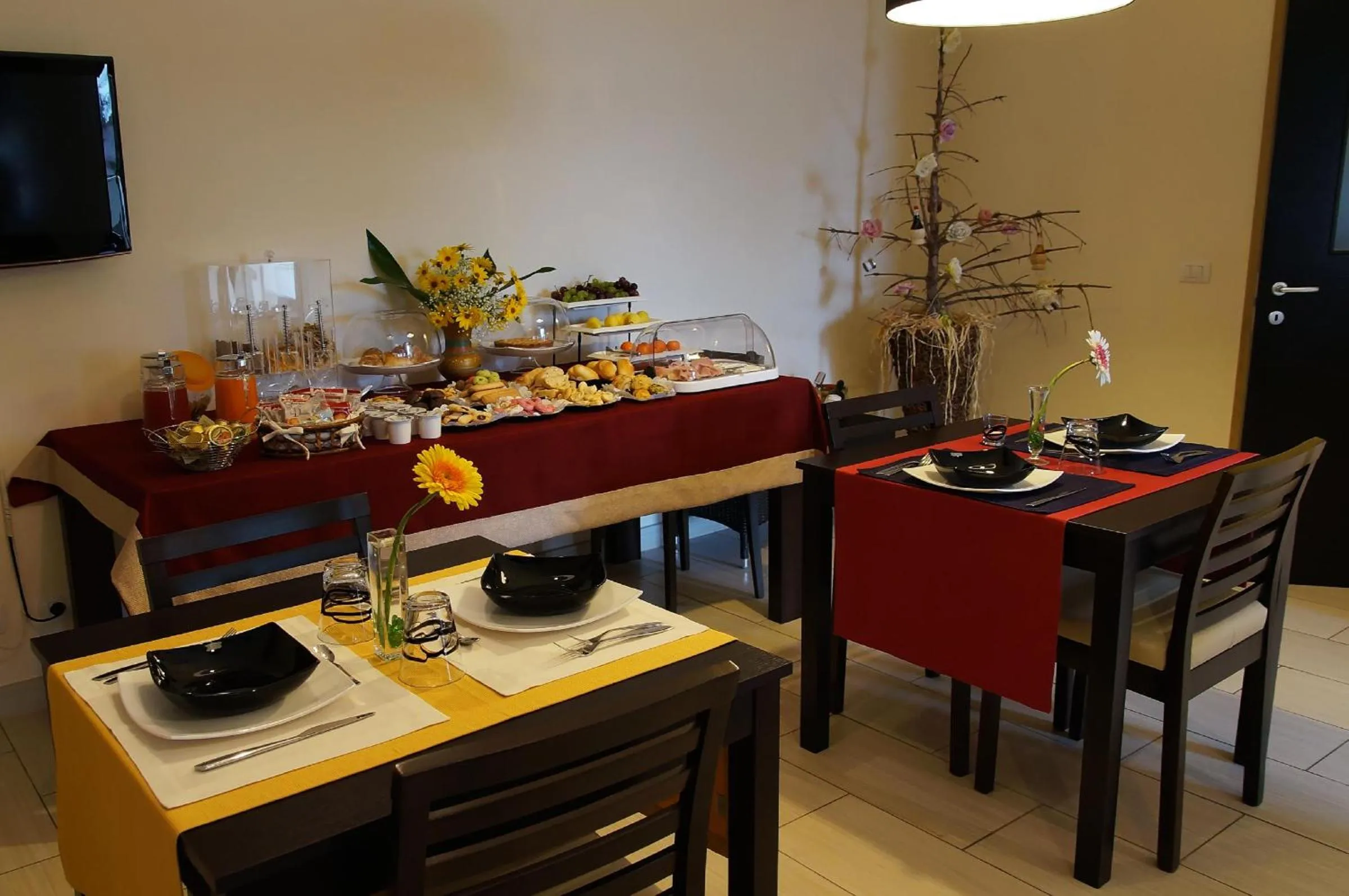 Buffet breakfast in B&B Alixia