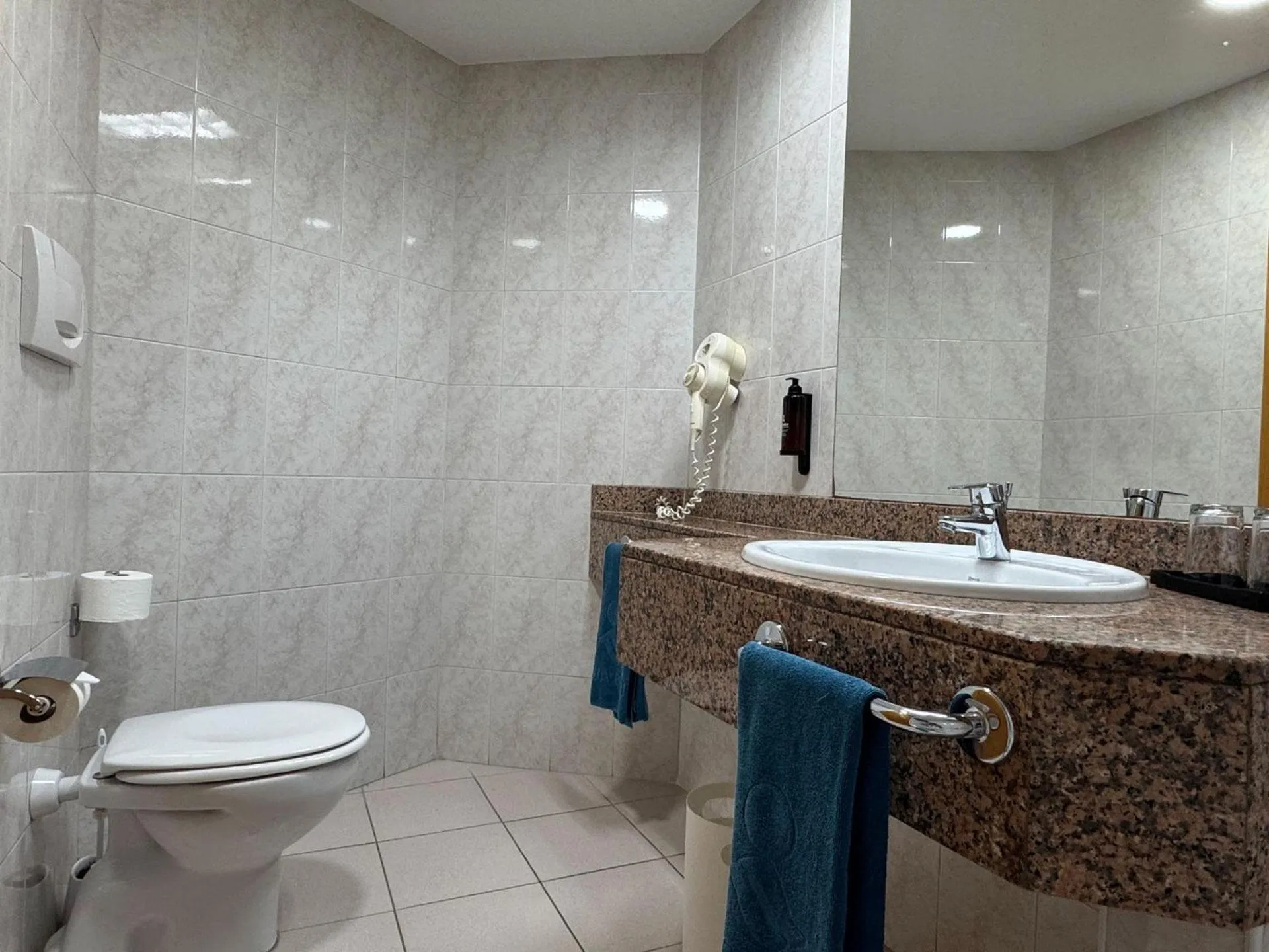 Bathroom in Servatur Don Miguel - Adults Only