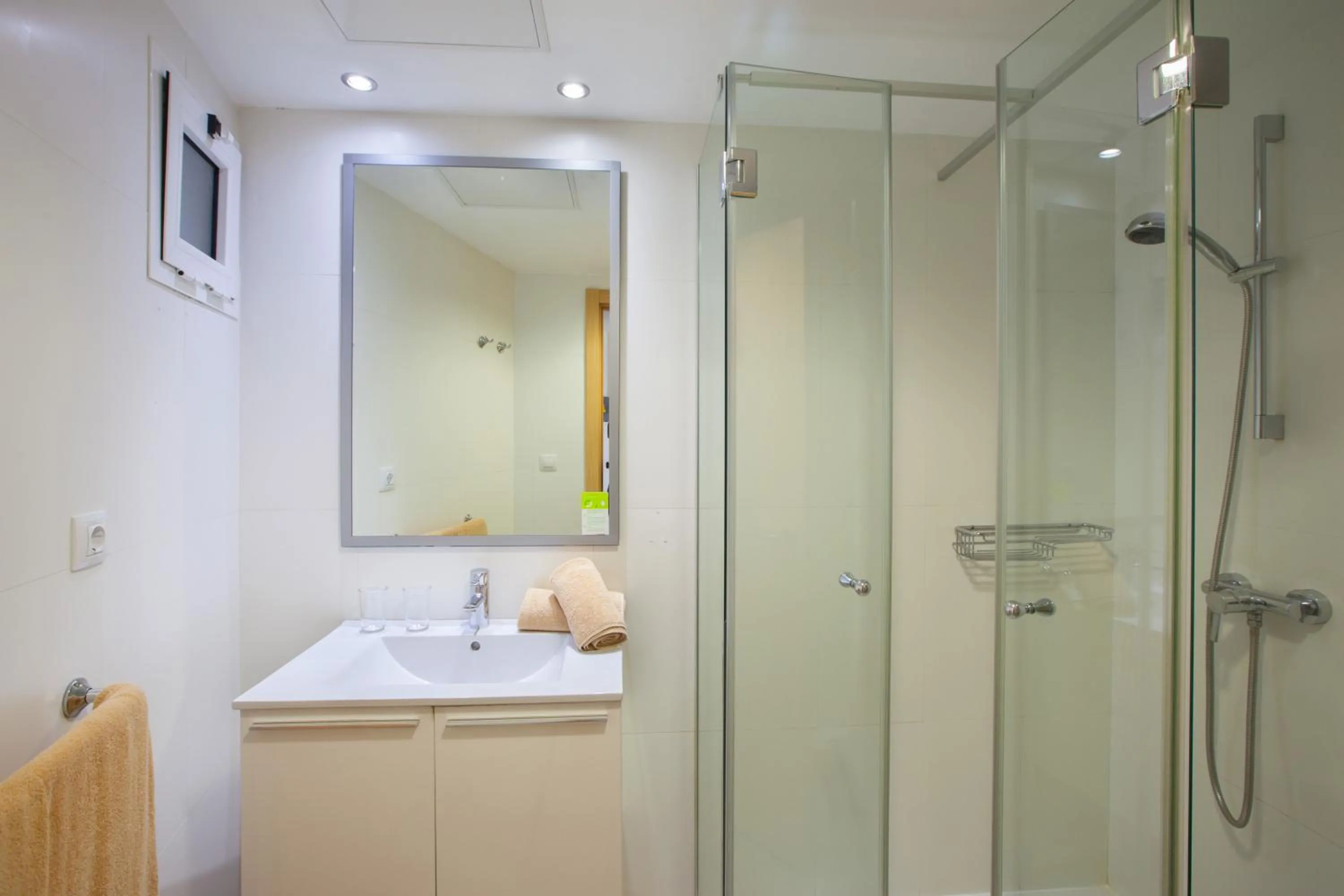 Bathroom in Grupotel Revoli