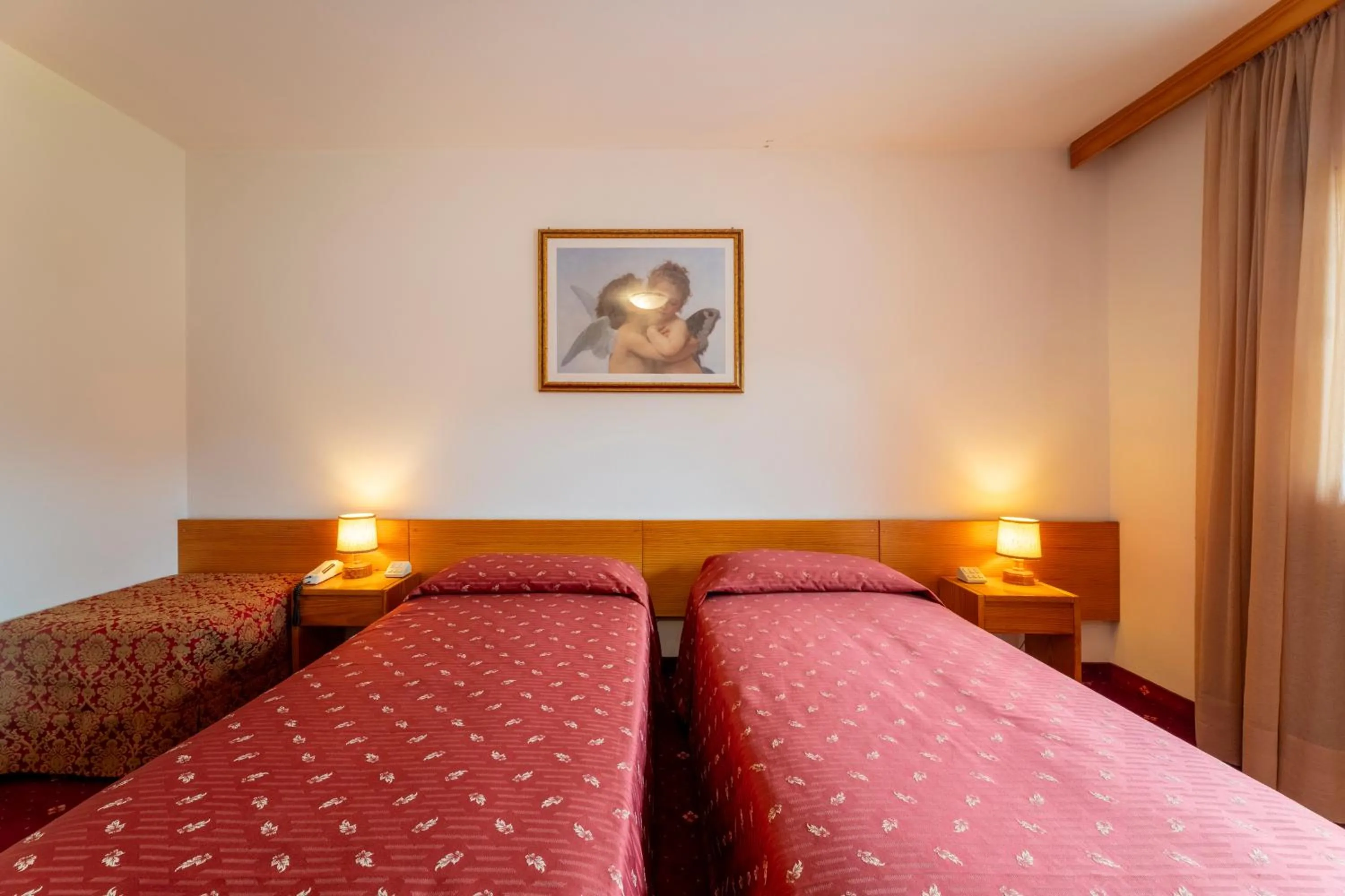 Bedroom, Bed in Beohotel