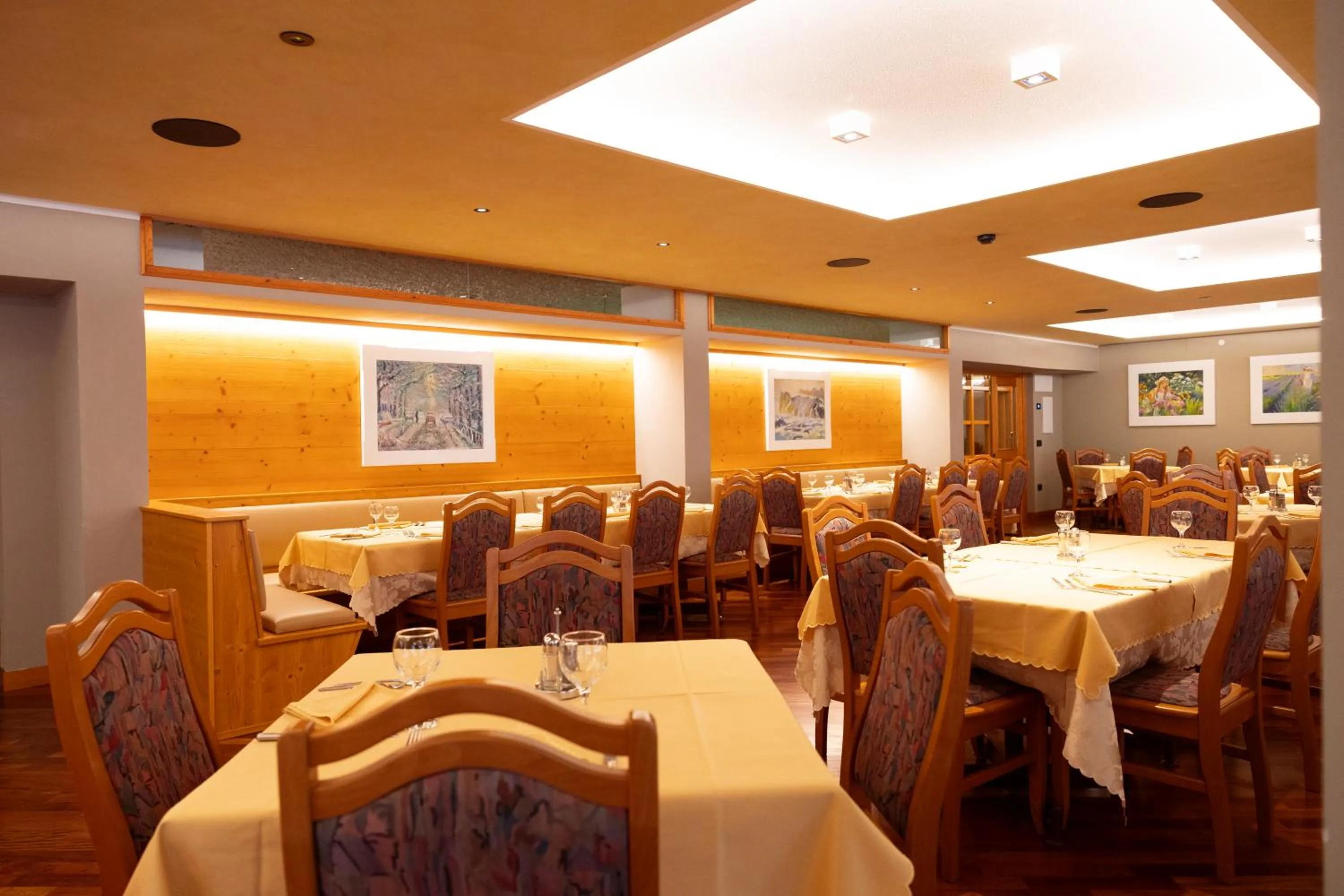 Restaurant/places to eat in Beohotel