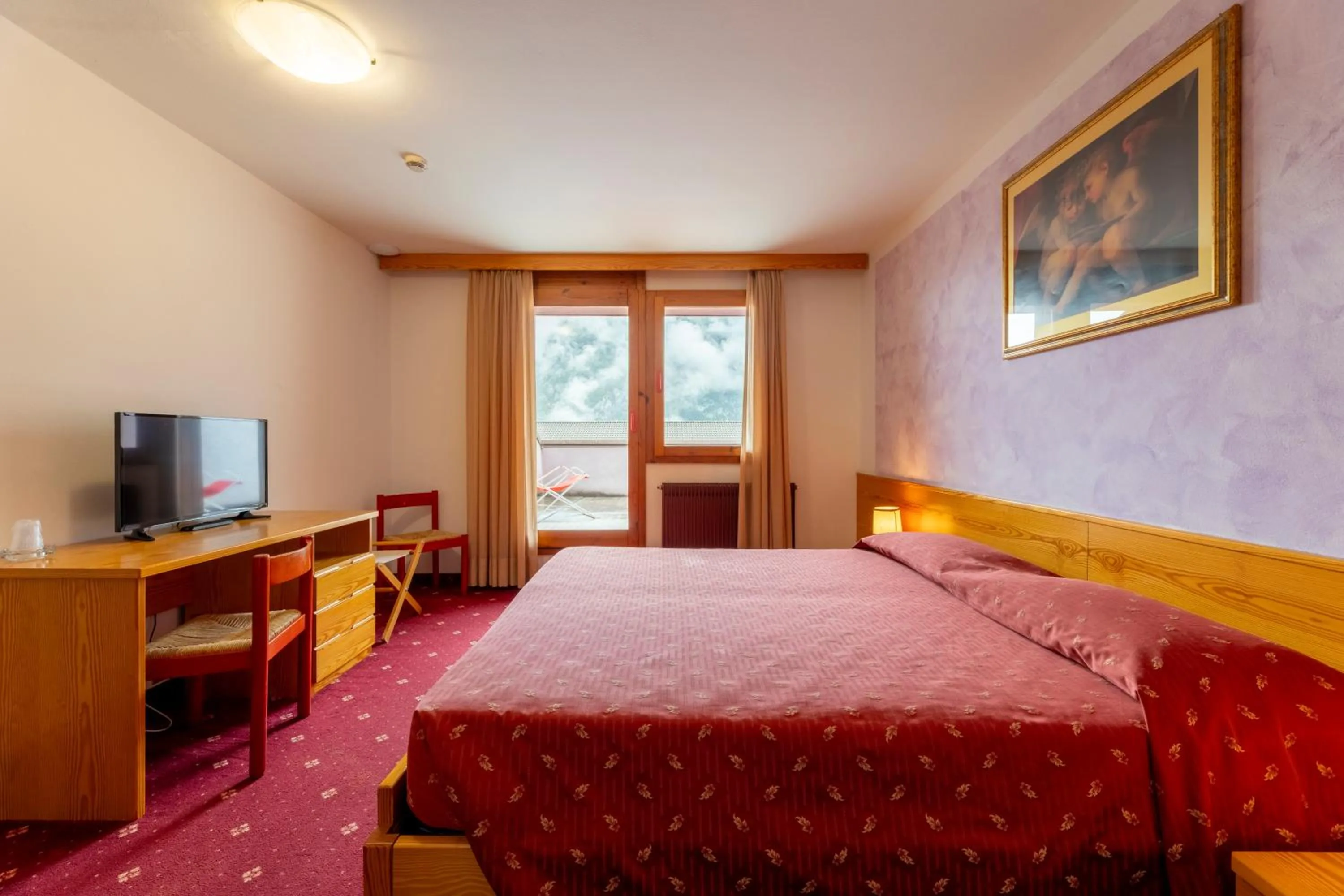 Bedroom, Bed in Beohotel