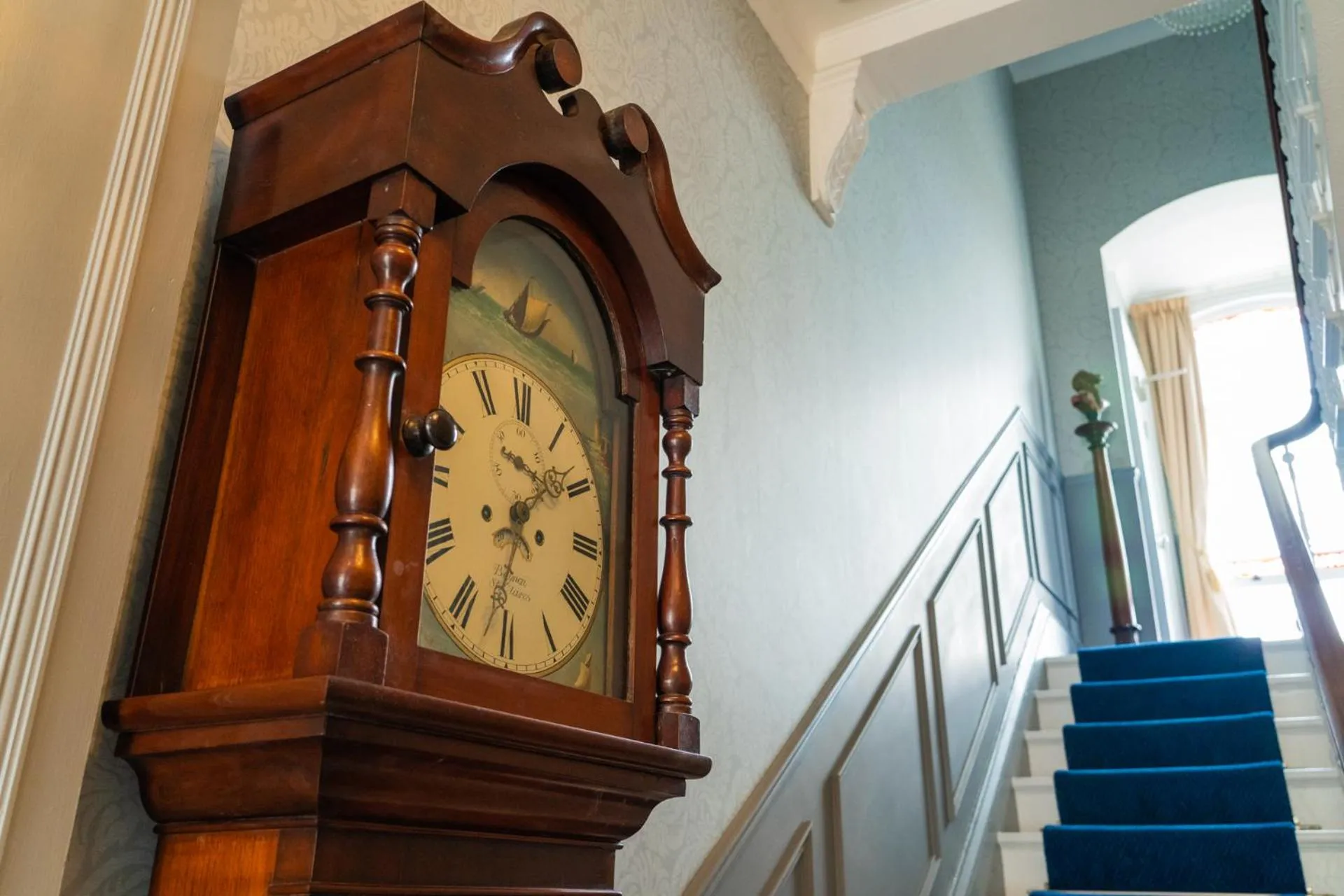Facade/entrance in MonkBridge House