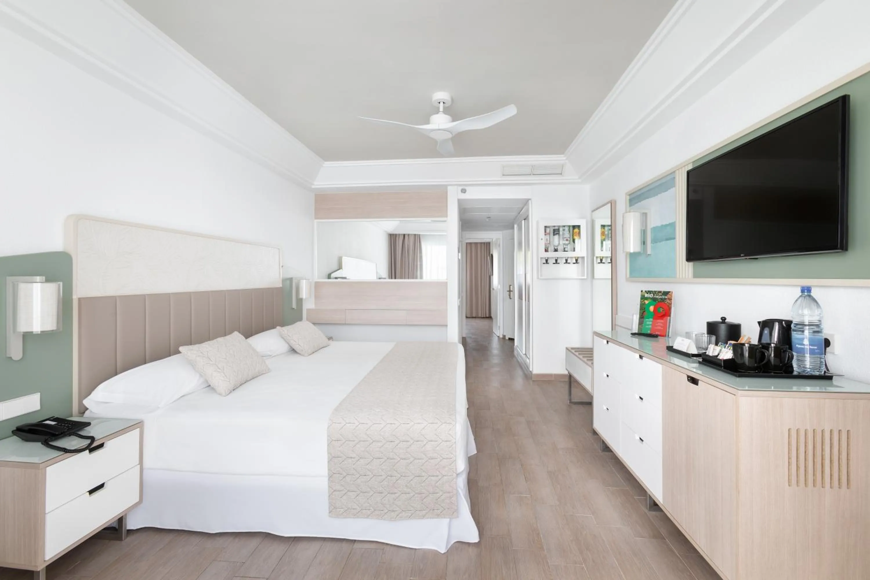 Bed in Hotel Riu Gran Canaria - All Inclusive