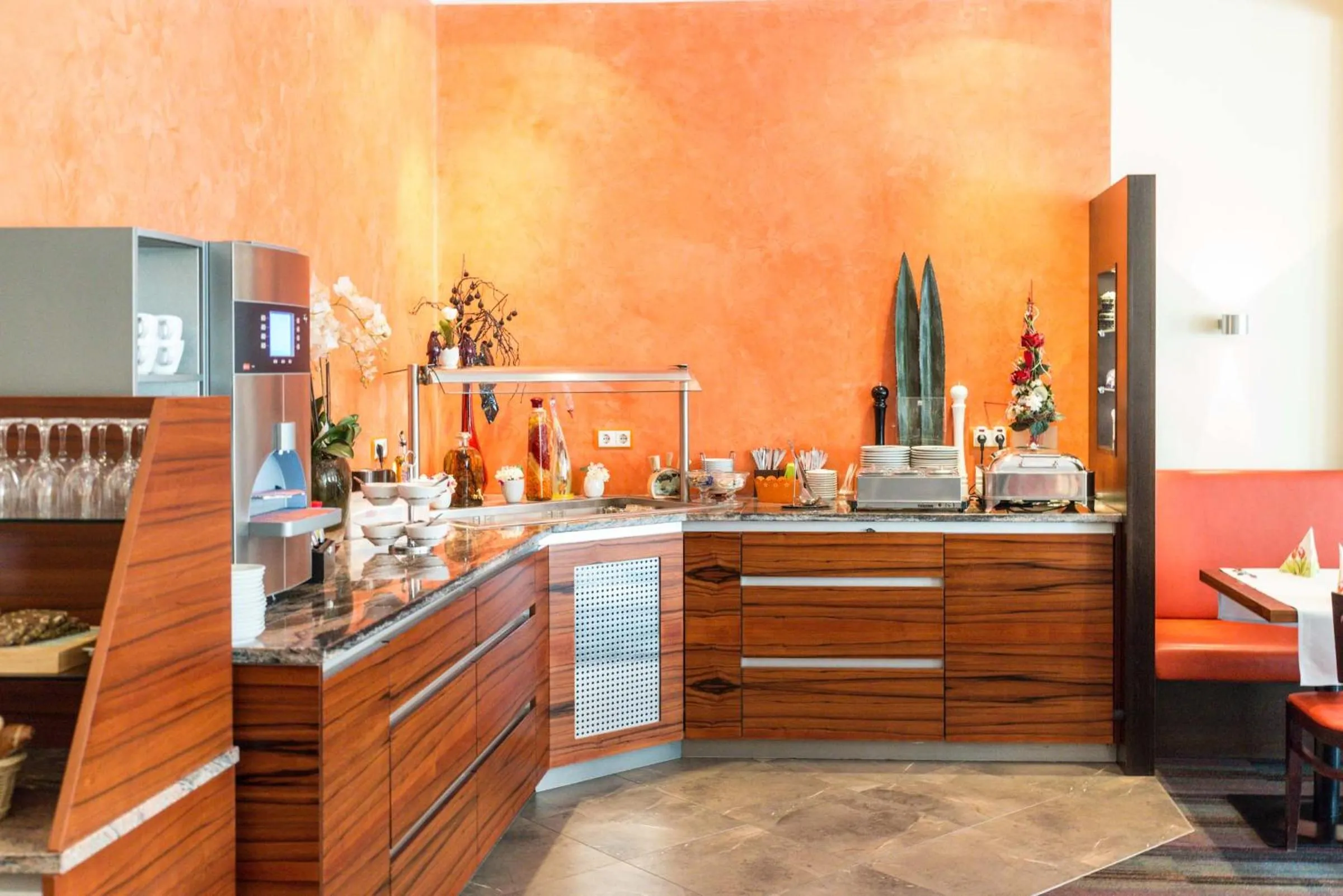 Food and drinks in Bavaria Hotel