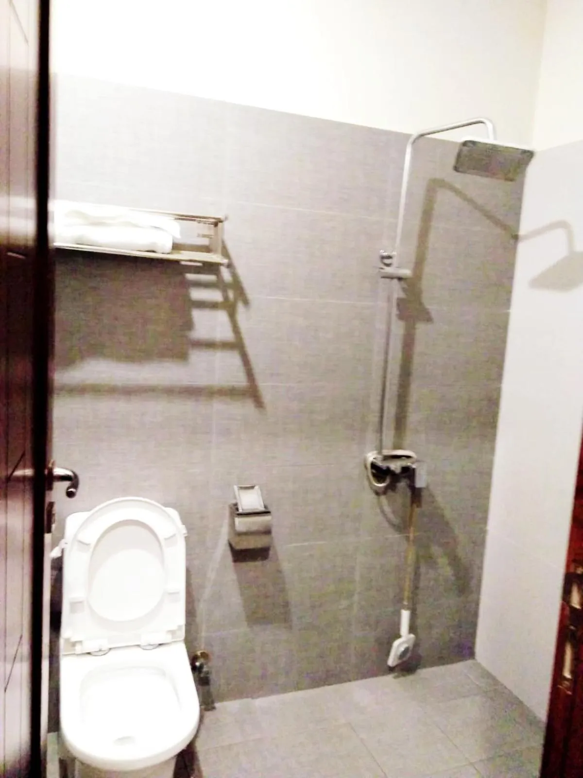 Toilet in Jade Dragon Hotel DHA Lahore