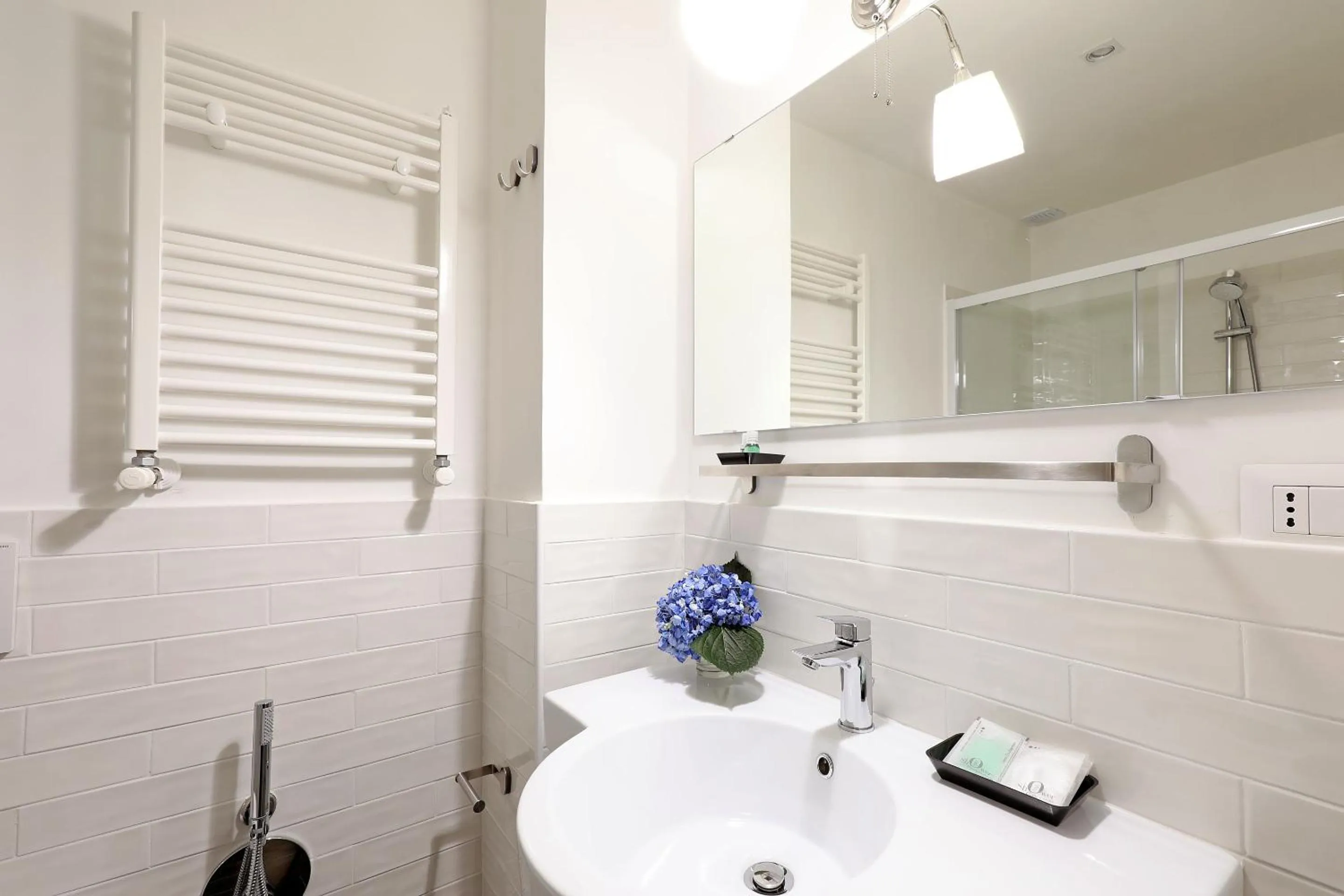 Bedroom in RESIDENZA VITTORIA Roma