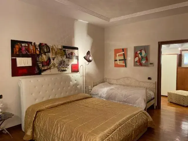 Luxury Triple Room in B&B I Due Castelli Luxury Triple Room in B&B I Due Castelli