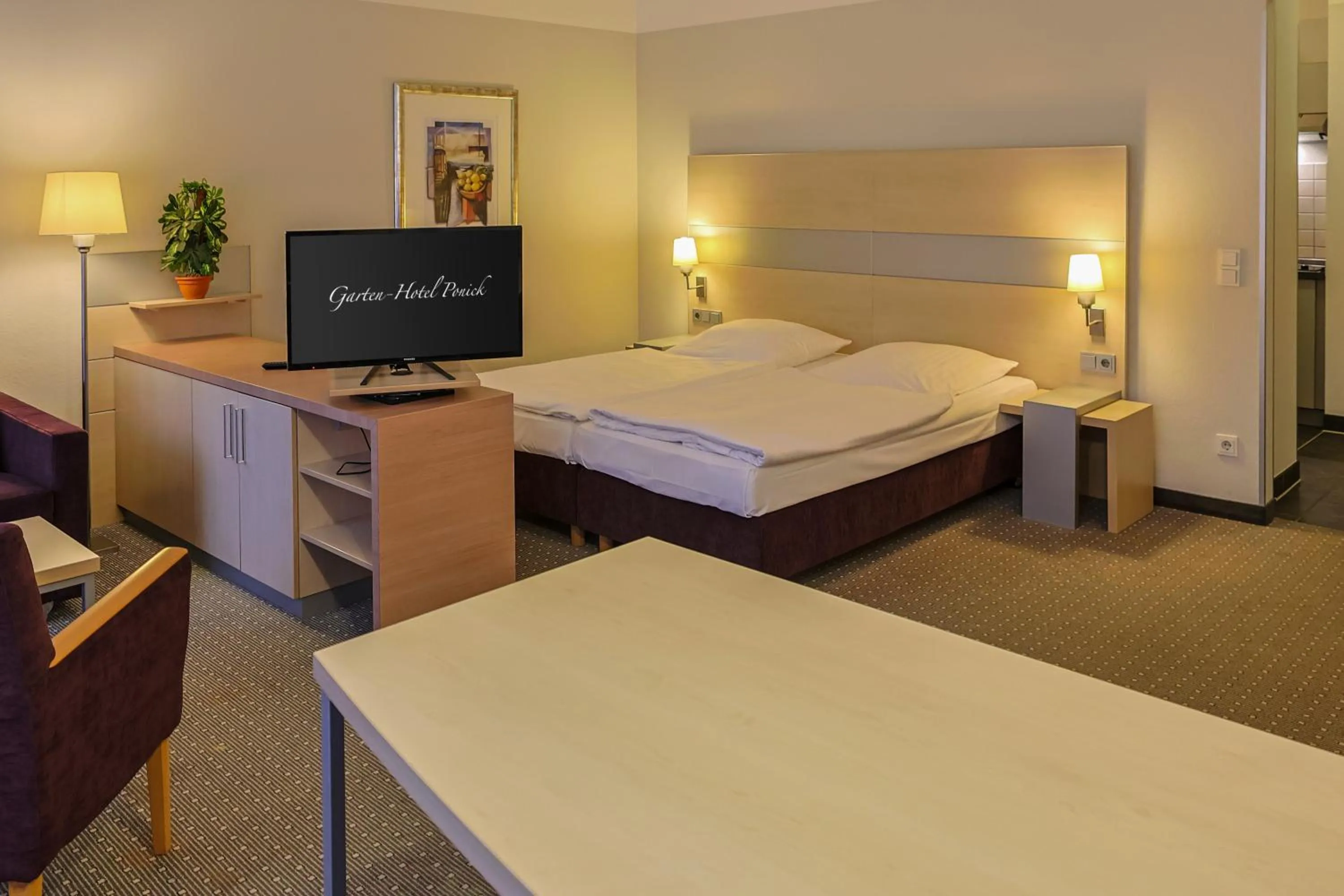 Photo of the whole room, Bed in Garten-Hotel Ponick