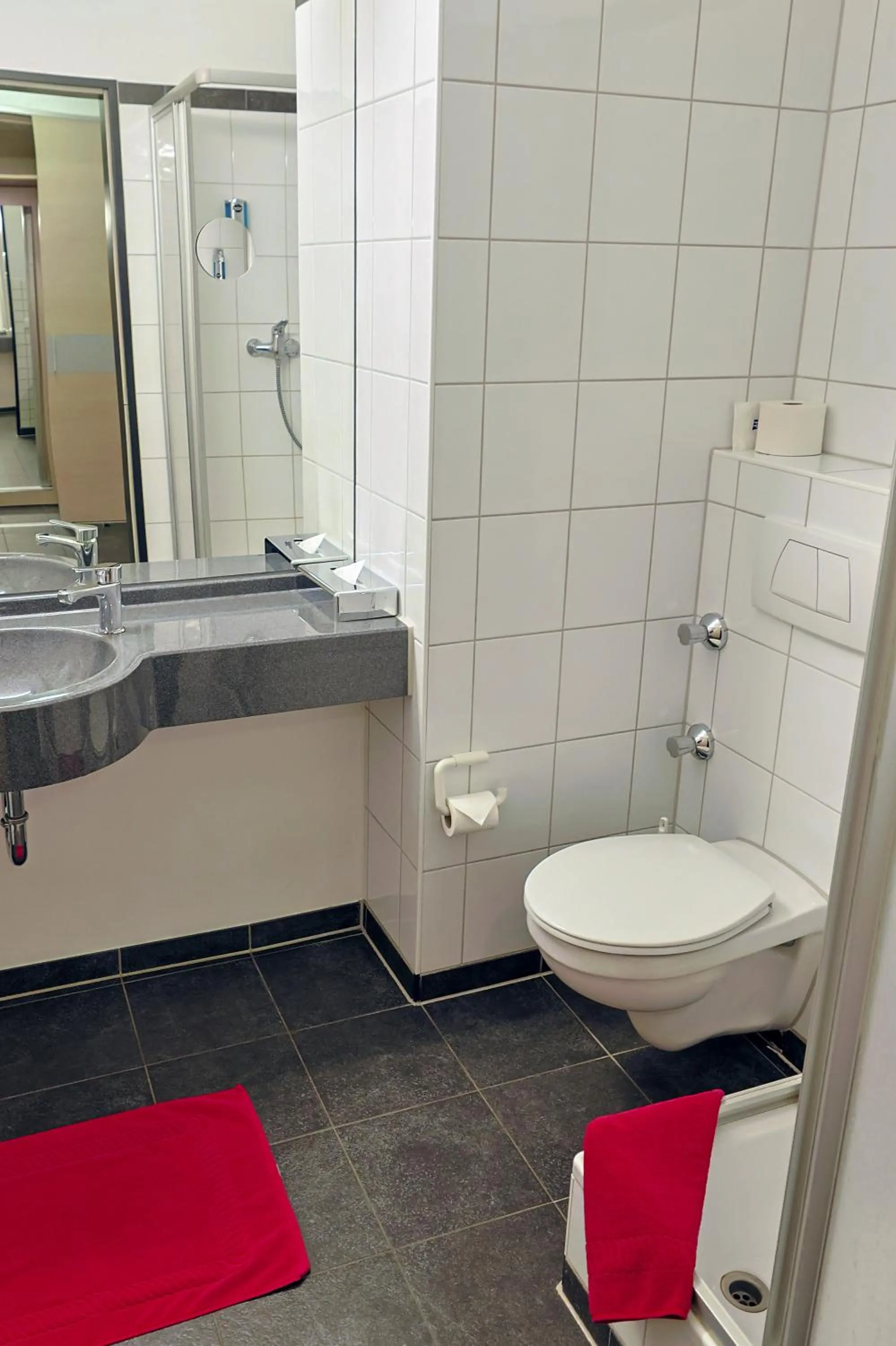 Photo of the whole room in Garten-Hotel Ponick