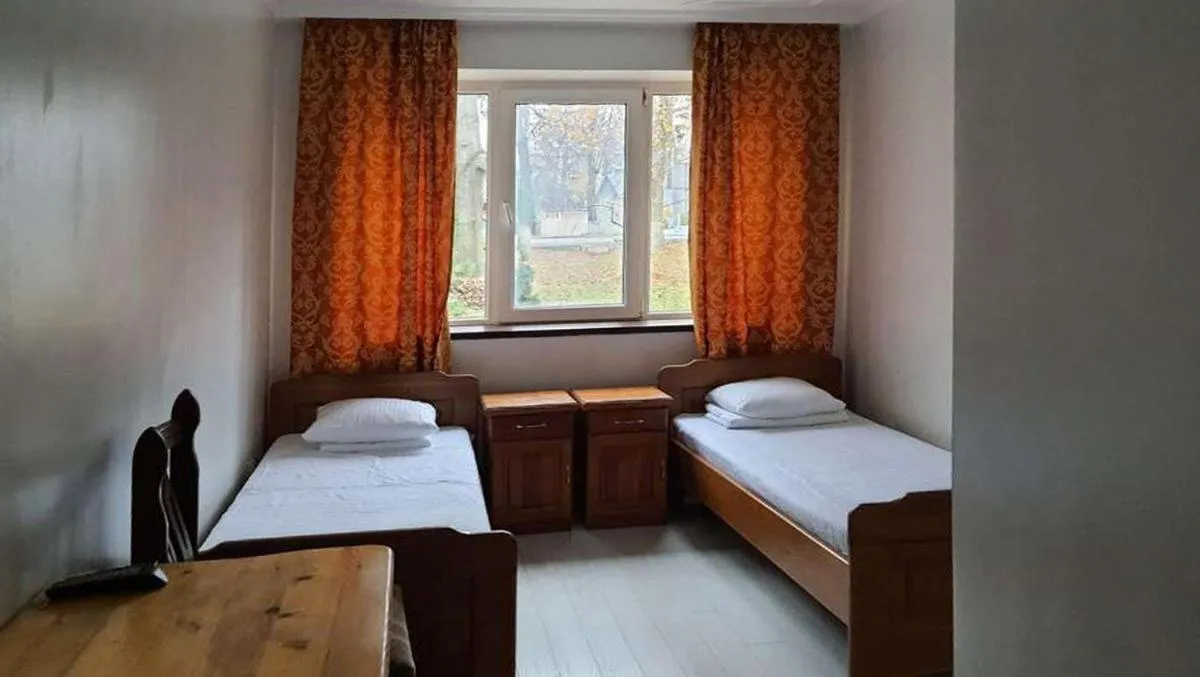 Bed in Leoton Chernivtsi
