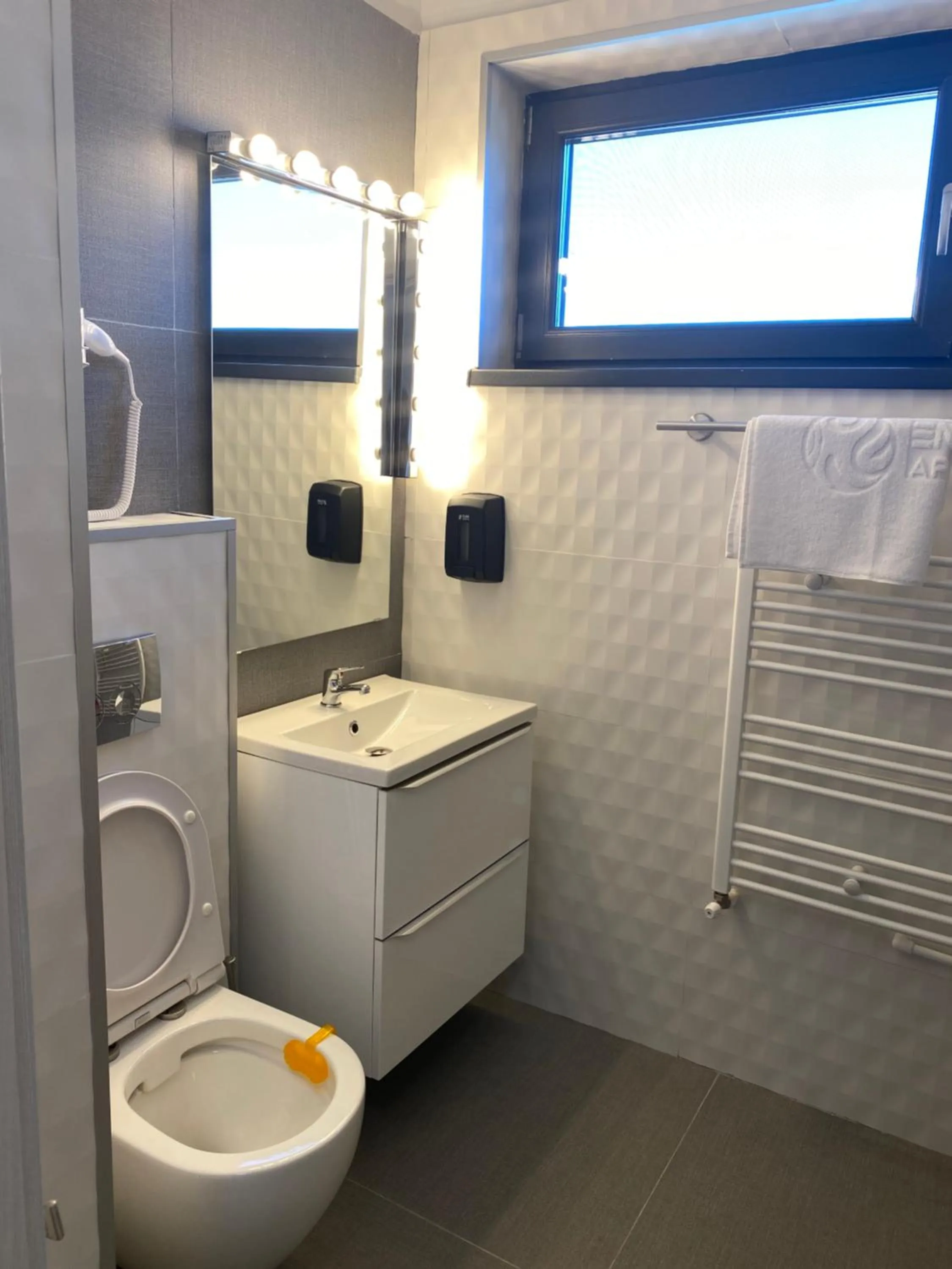 Enjoy Life Apartments