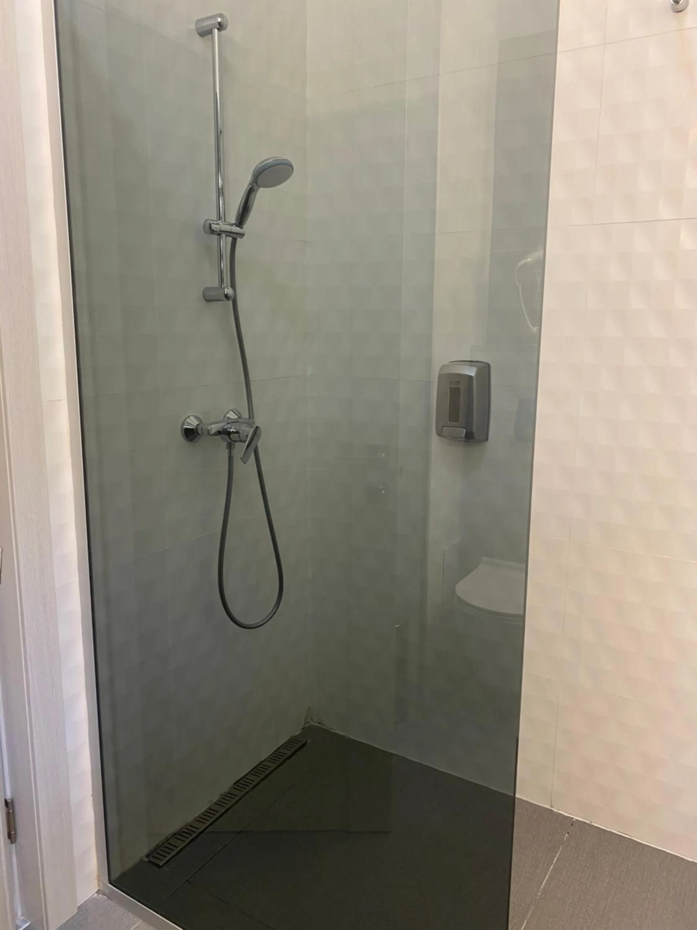 Shower in Enjoy Life Apartments