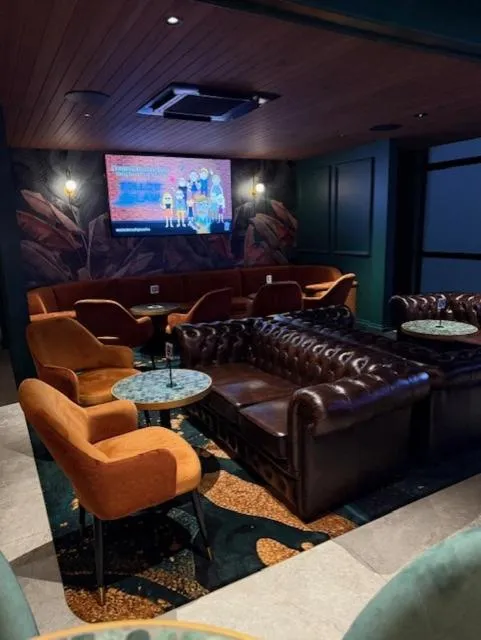 Lounge or bar in The Queens Gladstone